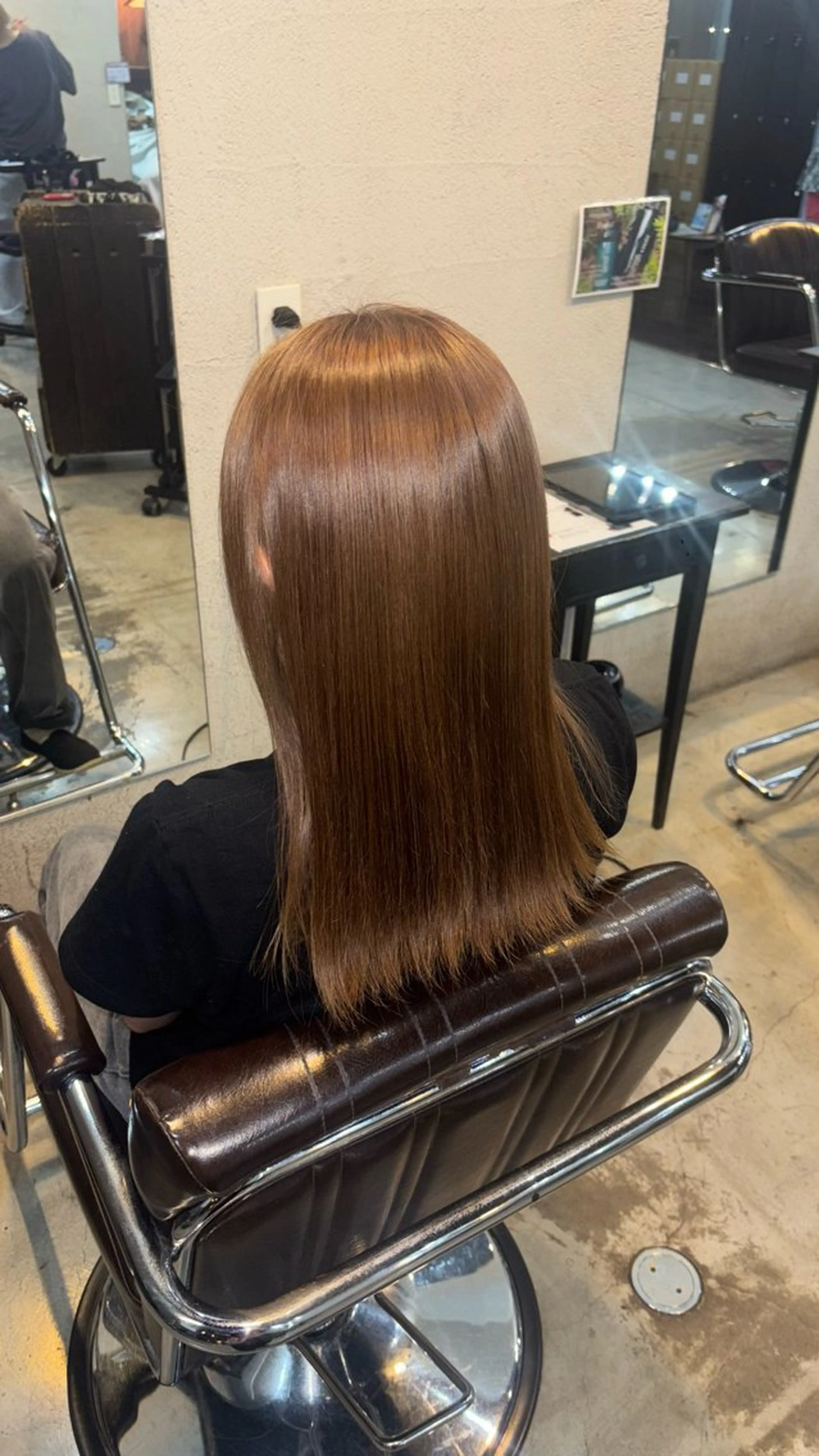 ミディアム カラー ブリーチ ヘアカラー 小池 かなこのヘアスタイル