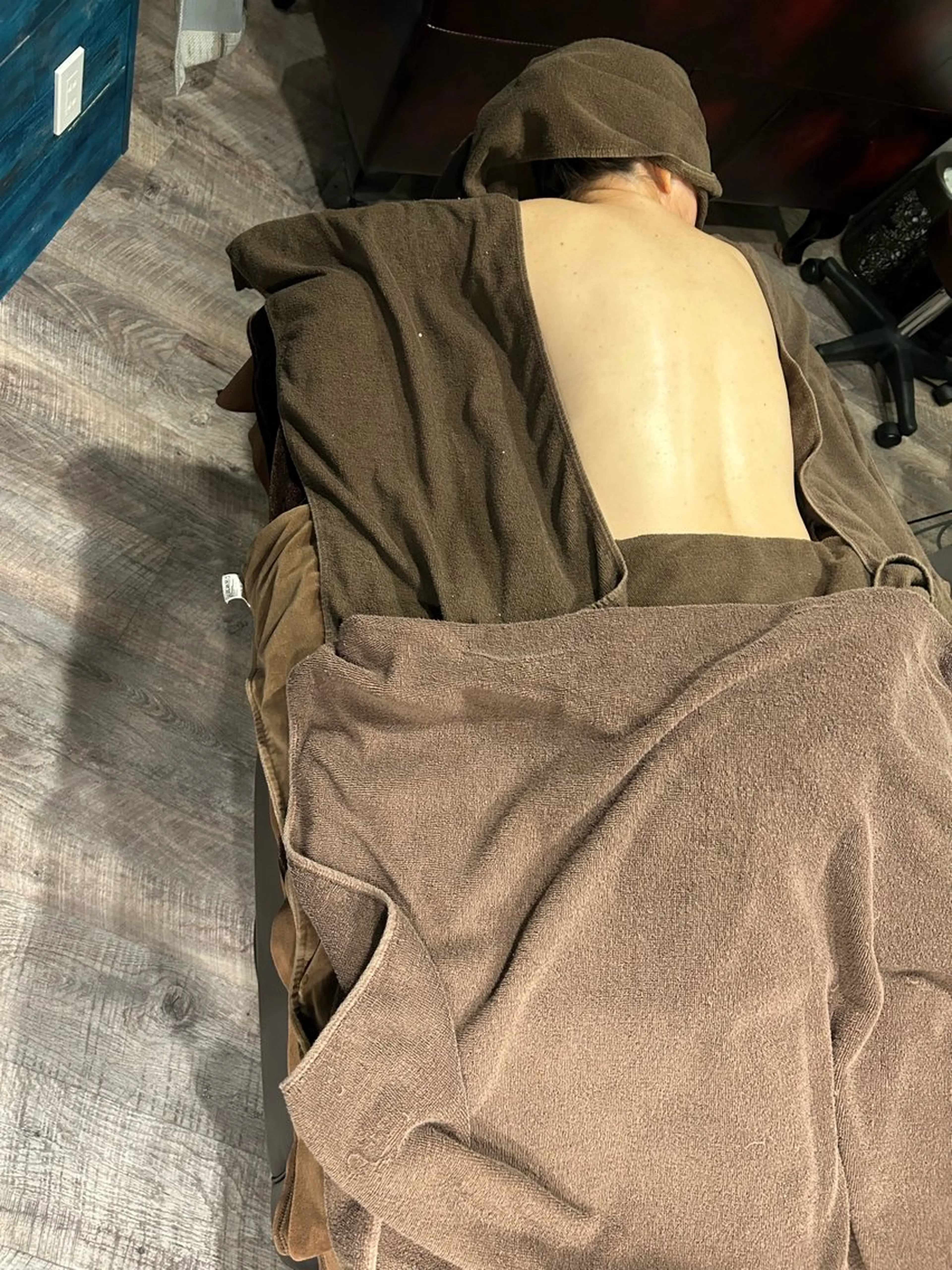 waltz barber salon所属・林 香璃のエステ・リラクイメージ