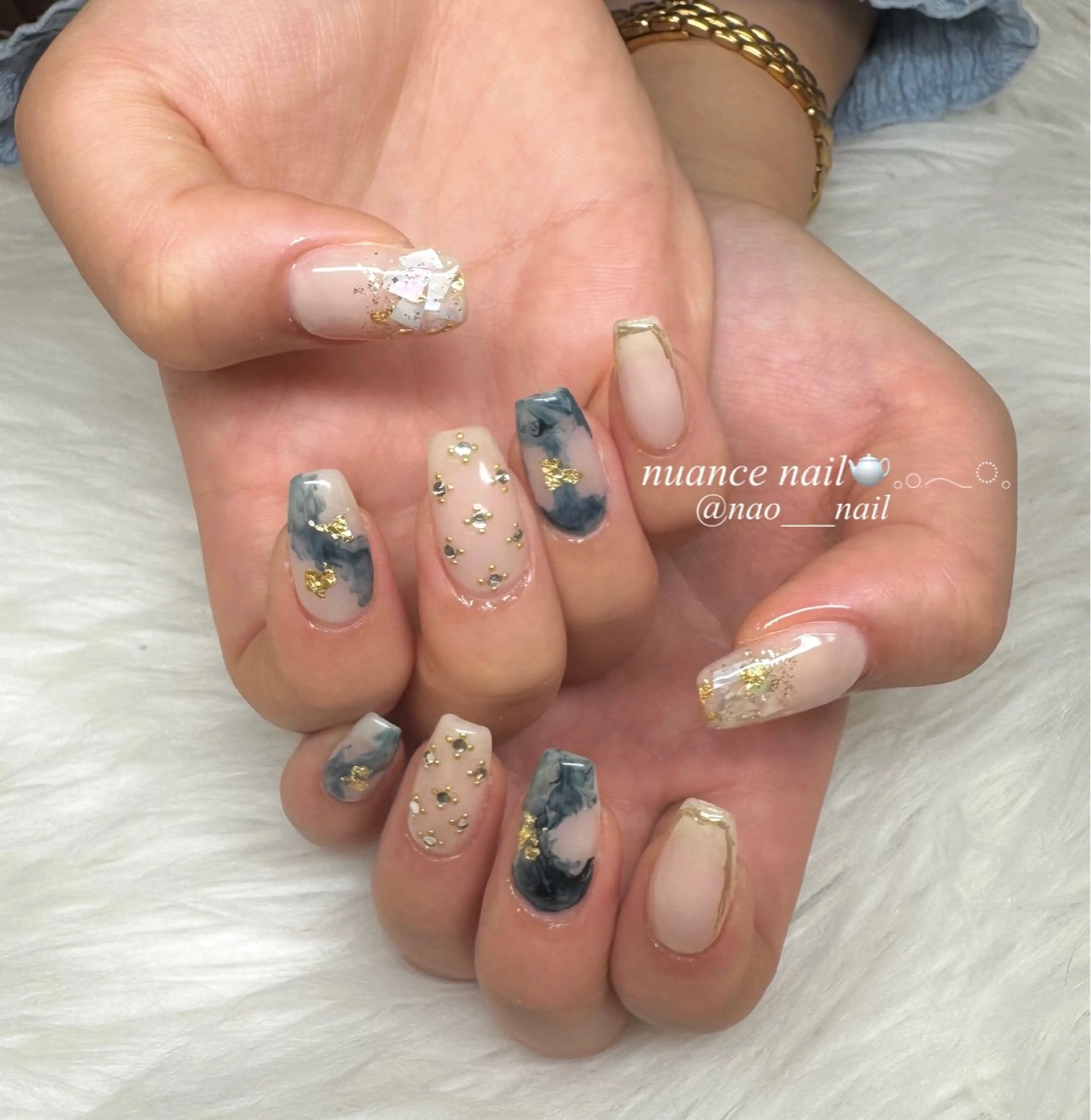 ネイル UnFLAIR 麻布十番店🧸NAOのネイルデザイン