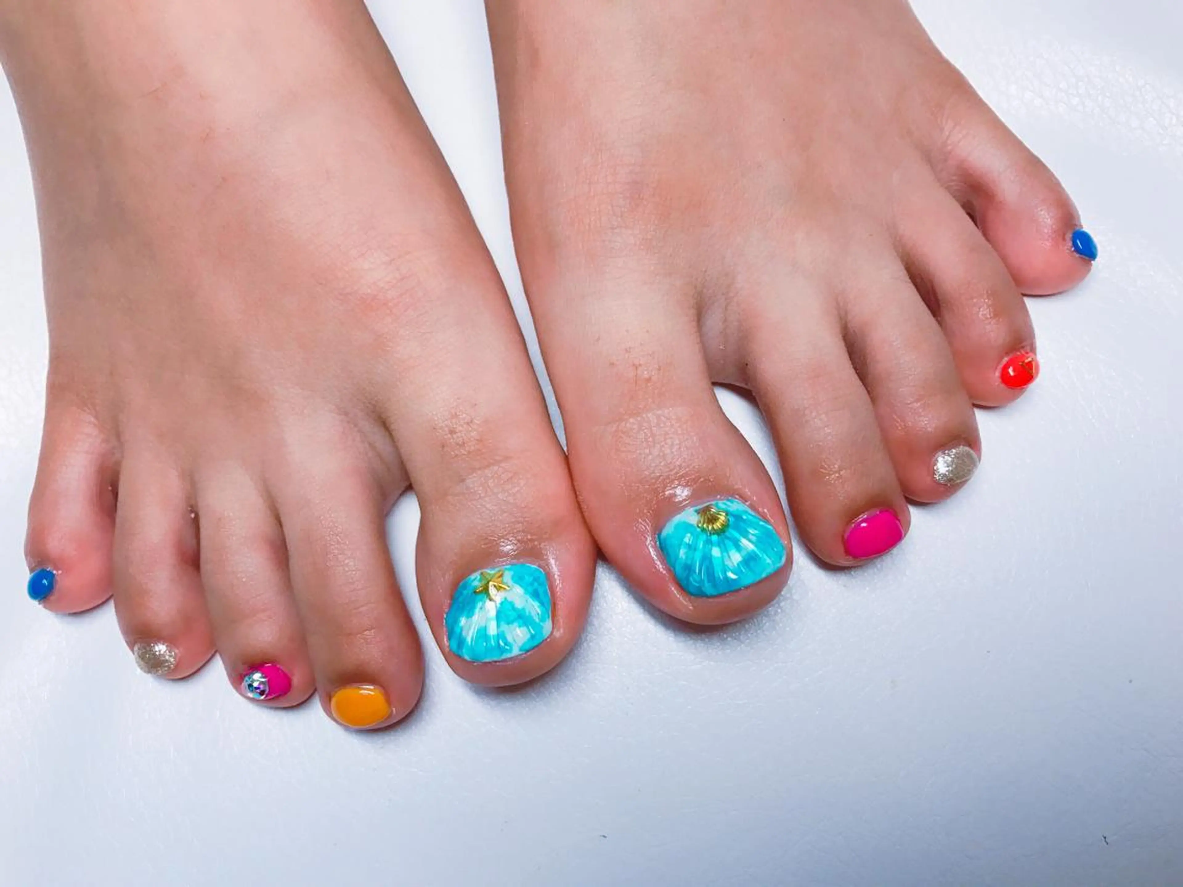 ネイル 【カメレオン】 上村 祥子のヘアスタイル