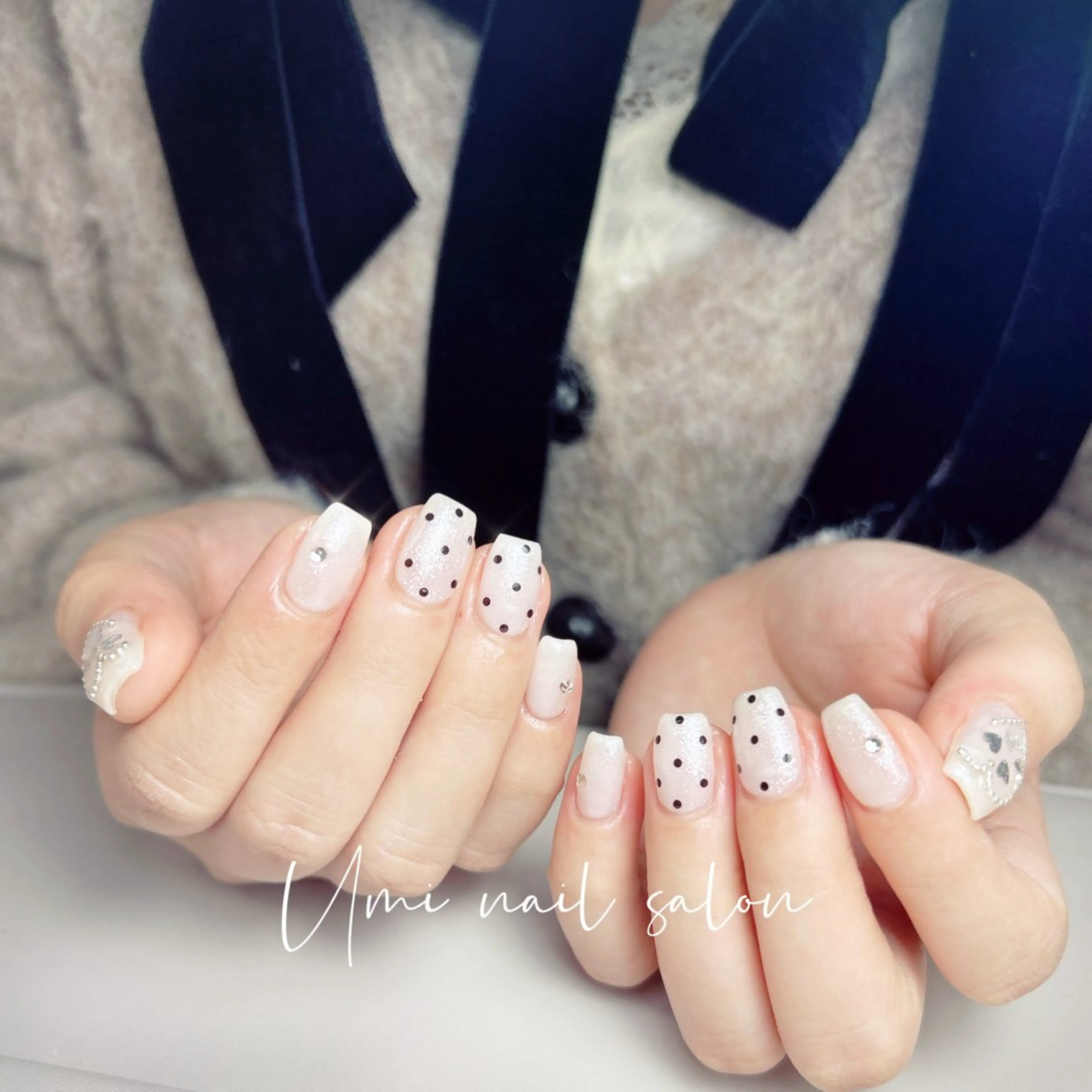 ネイル クリアネイル 成人式 長さ出し フラッシュネイル フットネイル Umi nail Salon所属・Umi.せい 🫧のネイルデザイン