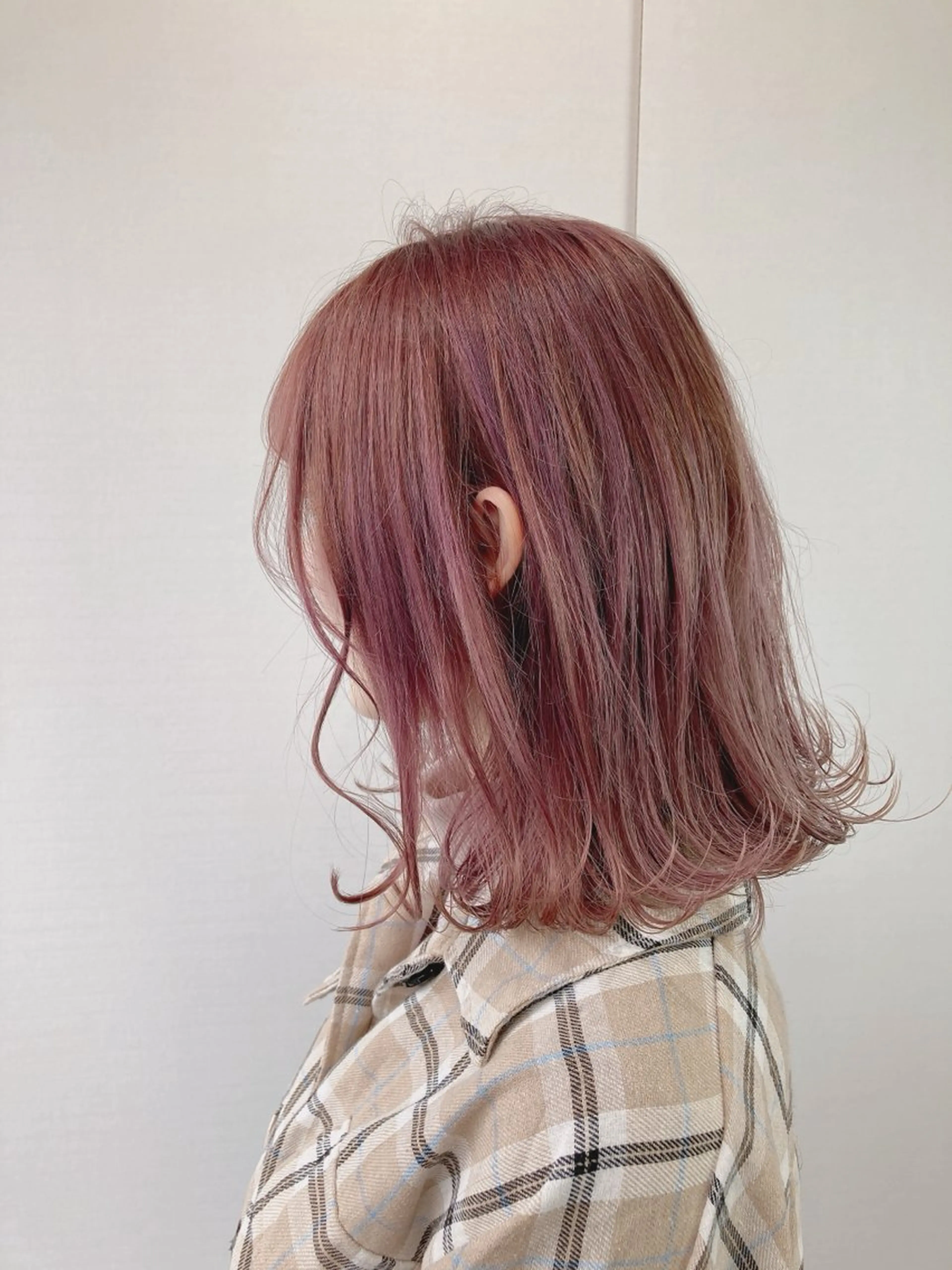 ミディアム カット ヘアカラー トリートメント ROSSO ✂︎officialのヘアスタイル