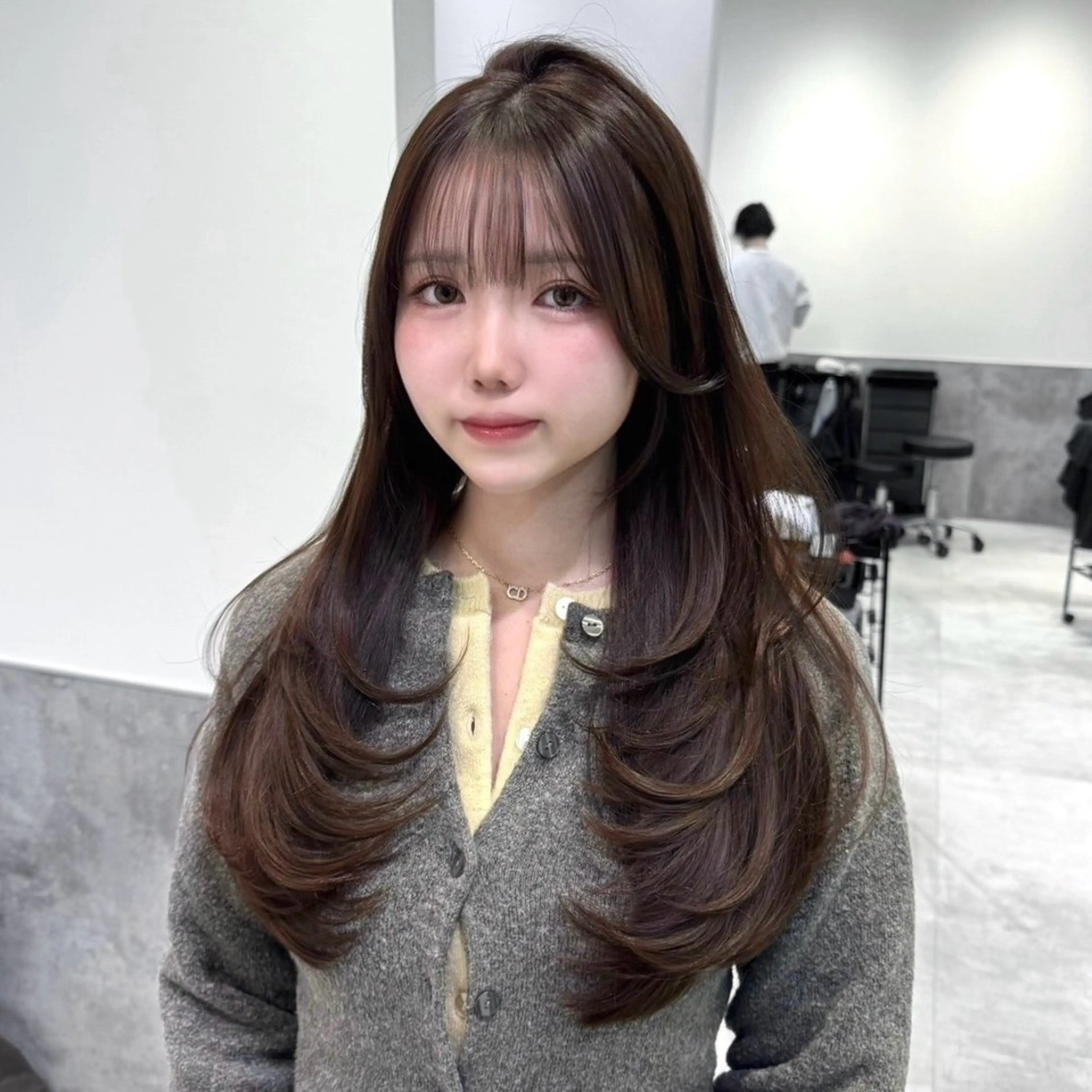 ロング カラー 透明感カラー グレージュ 顔周りカット レイヤーカット カット ヘアカラー トリートメント GO TODAY 原宿Verno店所属・韓国系支持率No.1 レイヤー特化/きょうのヘアスタイル