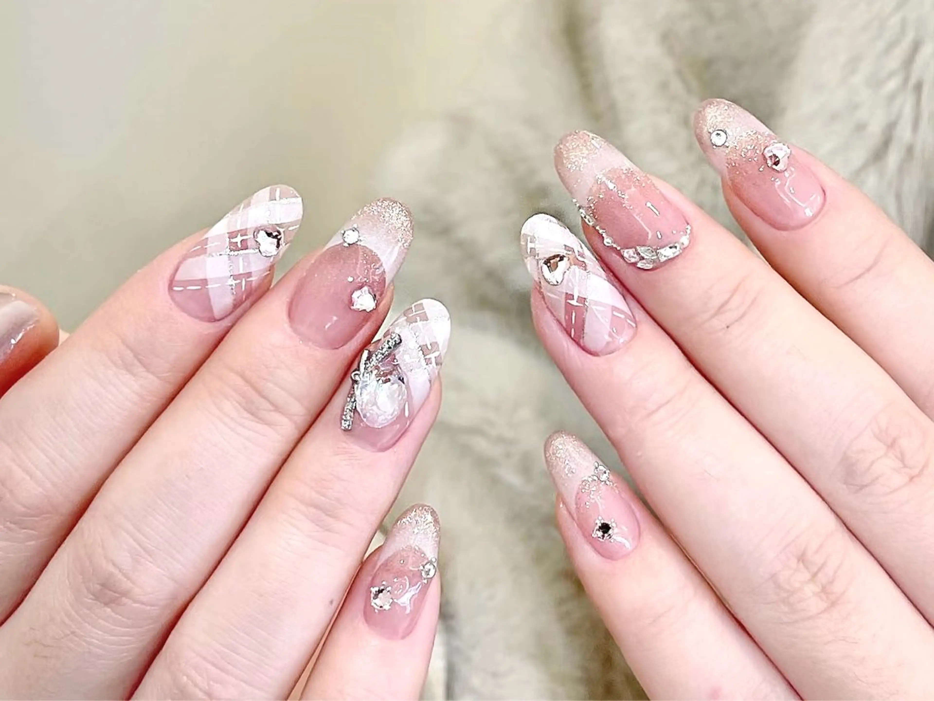 ネイル アートネイル フレンチネイル マグネットネイル ハンドネイル ハンドケア DarkHoney 池袋店のネイルデザイン