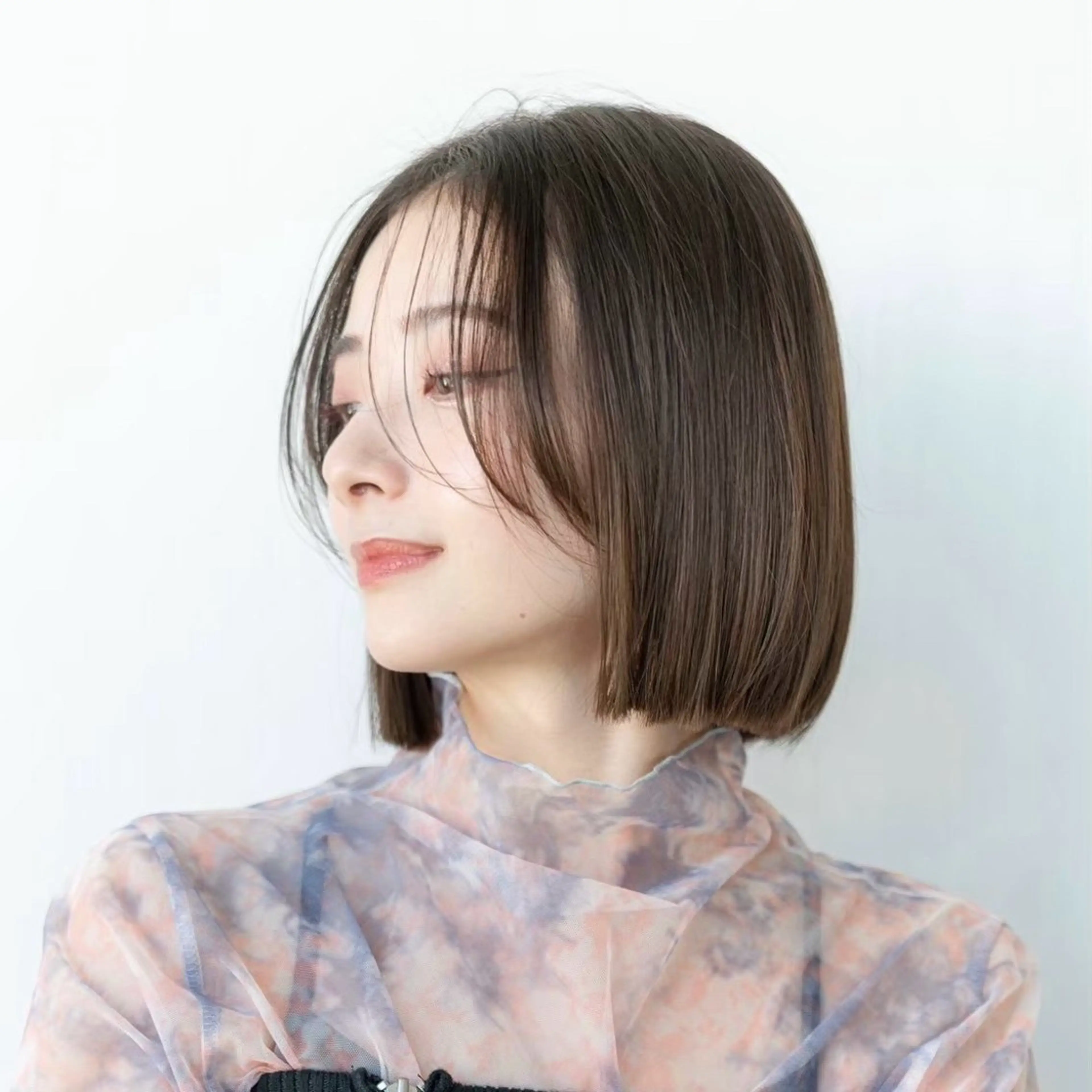 ショート カラー ショートボブ 丸みショート イルミナカラー ボブ 髪質改善 カット ヘアカラー トリートメント 渋谷ボブ/レイヤー ボブ田中航平のヘアスタイル