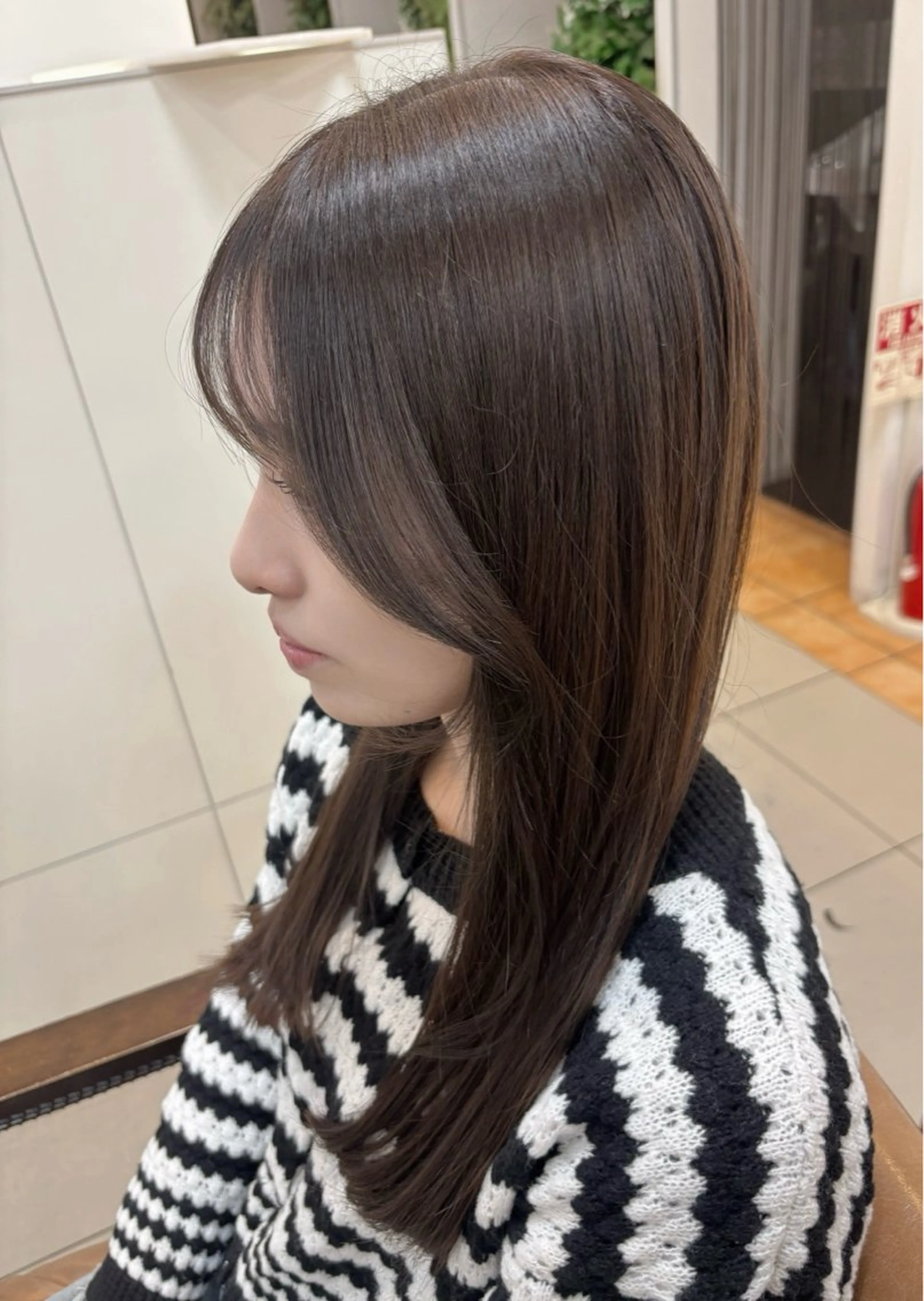 セミロング カラー グレージュ オリーブグレージュ オリーブグレー 髪質改善 カット ヘアカラー トリートメント 頭皮×髪質改善 透明感カラー💎中村のヘアスタイル