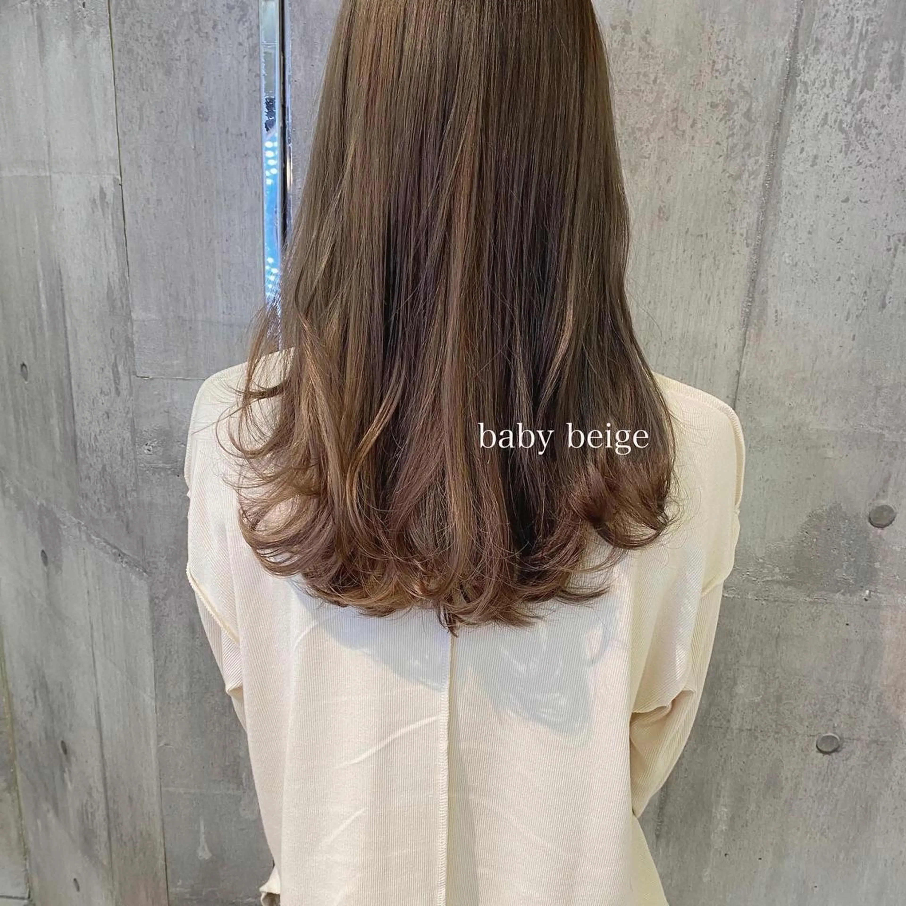 ミディアム カラー ベージュカラー くびれヘア くびれレイヤー レイヤーカット カット ヘアカラー トリートメント 髪質改善ｶﾗｰ ｹｱﾌﾞﾘｰﾁ/ﾀﾑのヘアスタイル