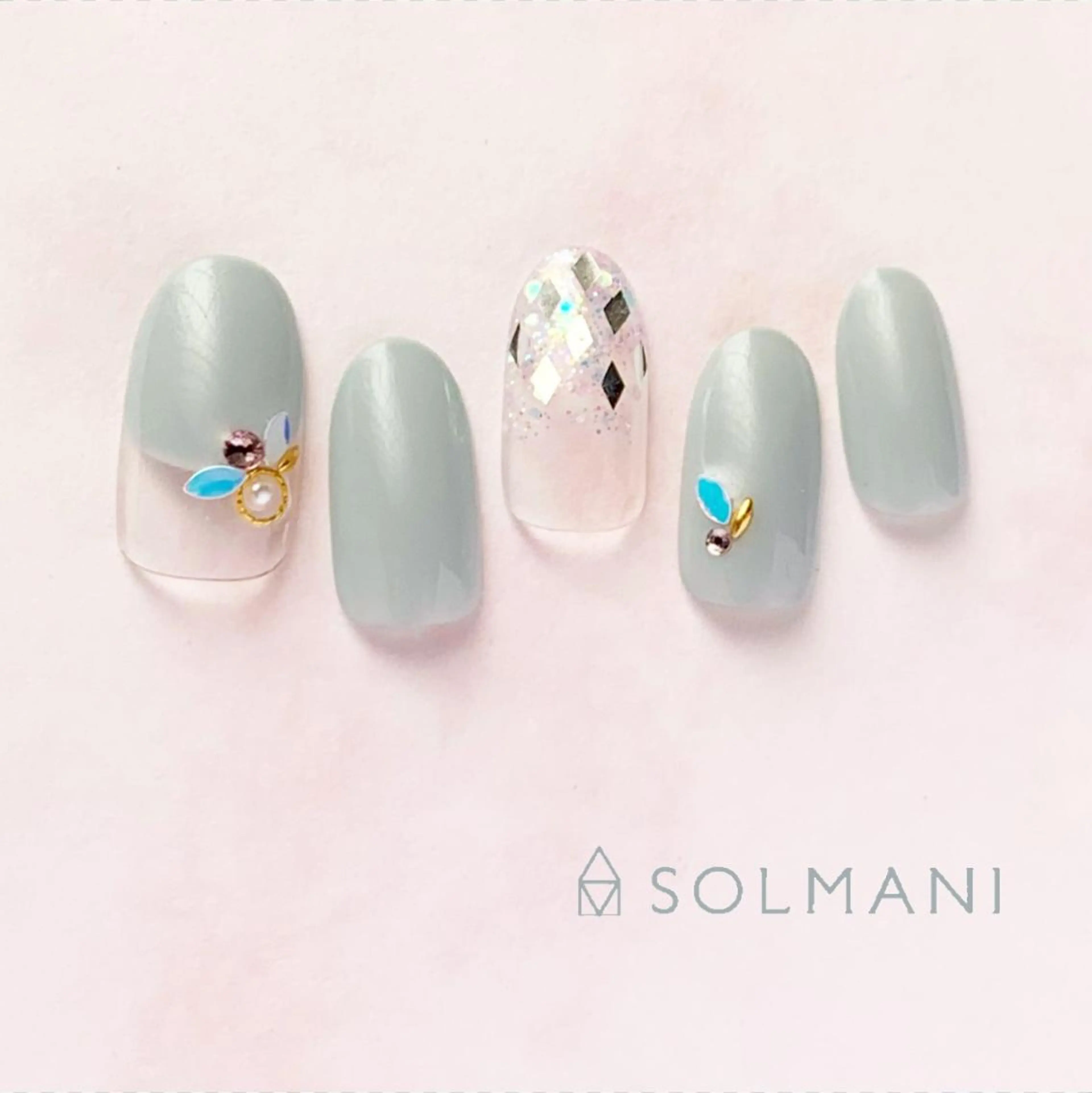 ネイル 夏ネイル SOLMANI 予約担当のネイルデザイン