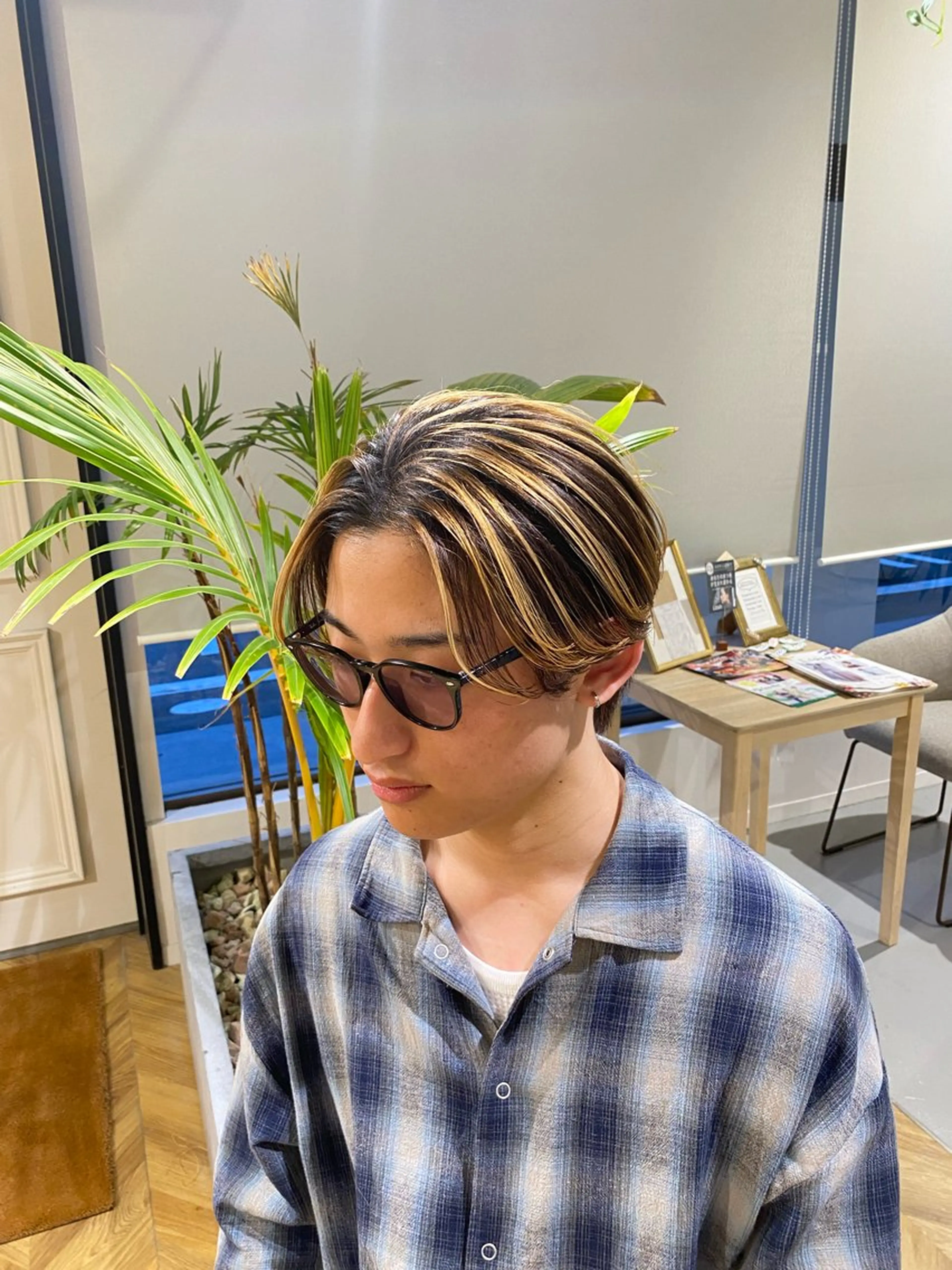 メンズ yate'/ Wカラー/小出捷也のヘアスタイル