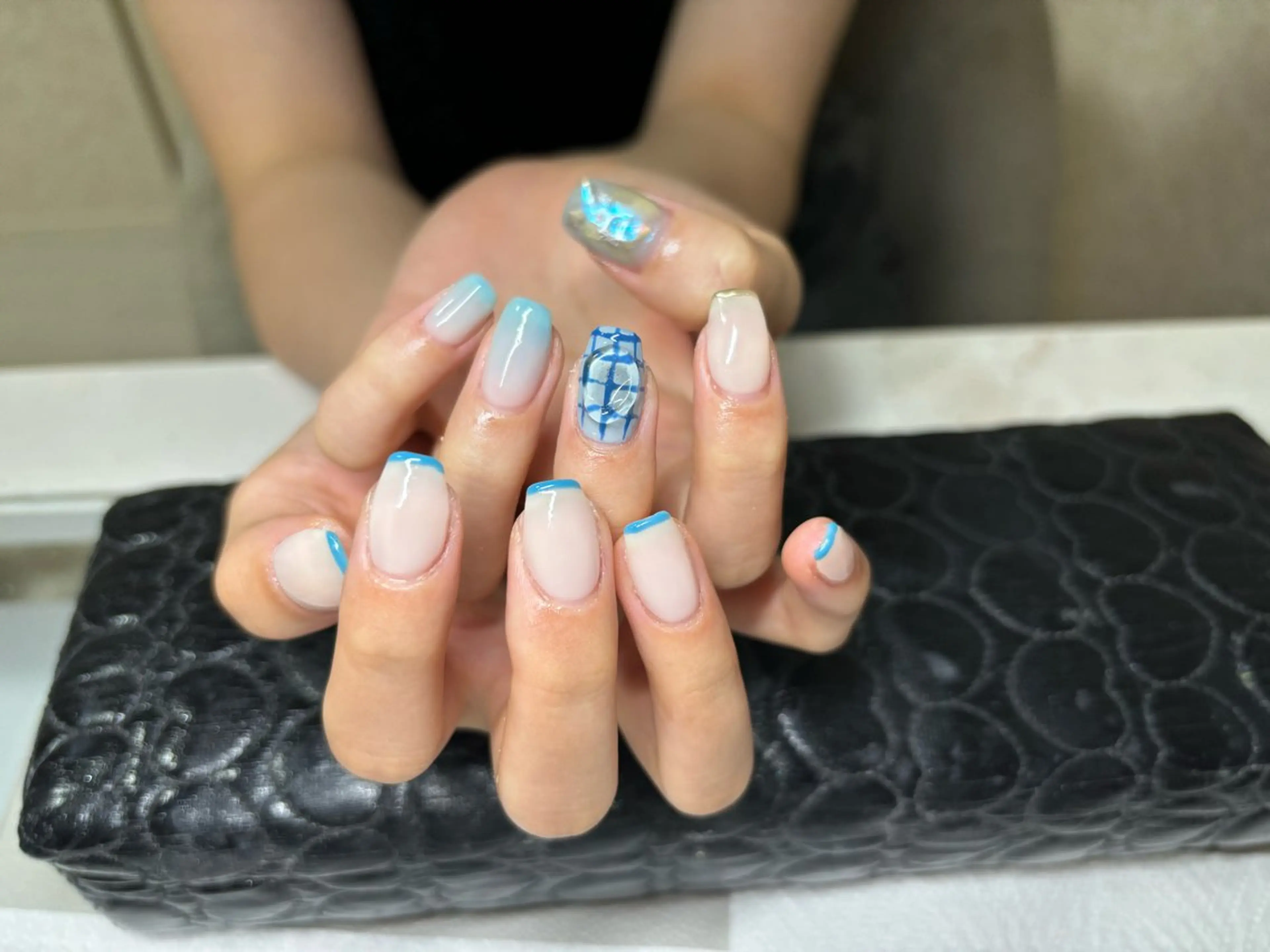 ネイル ハンドネイル 荒井 海輝のネイルデザイン