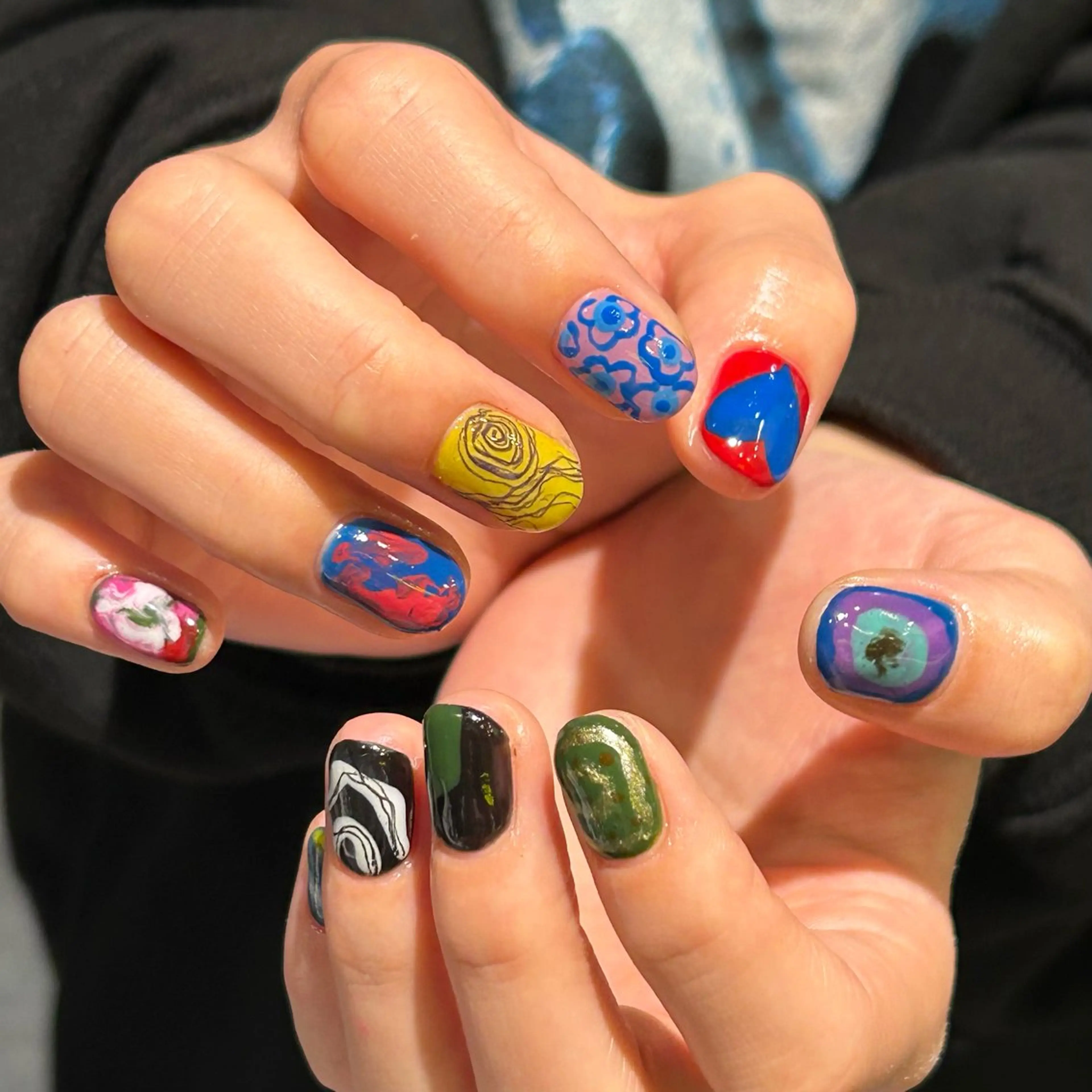 ネイル ハンドネイル ハンドケア 個性派ネイル シノのネイルデザイン