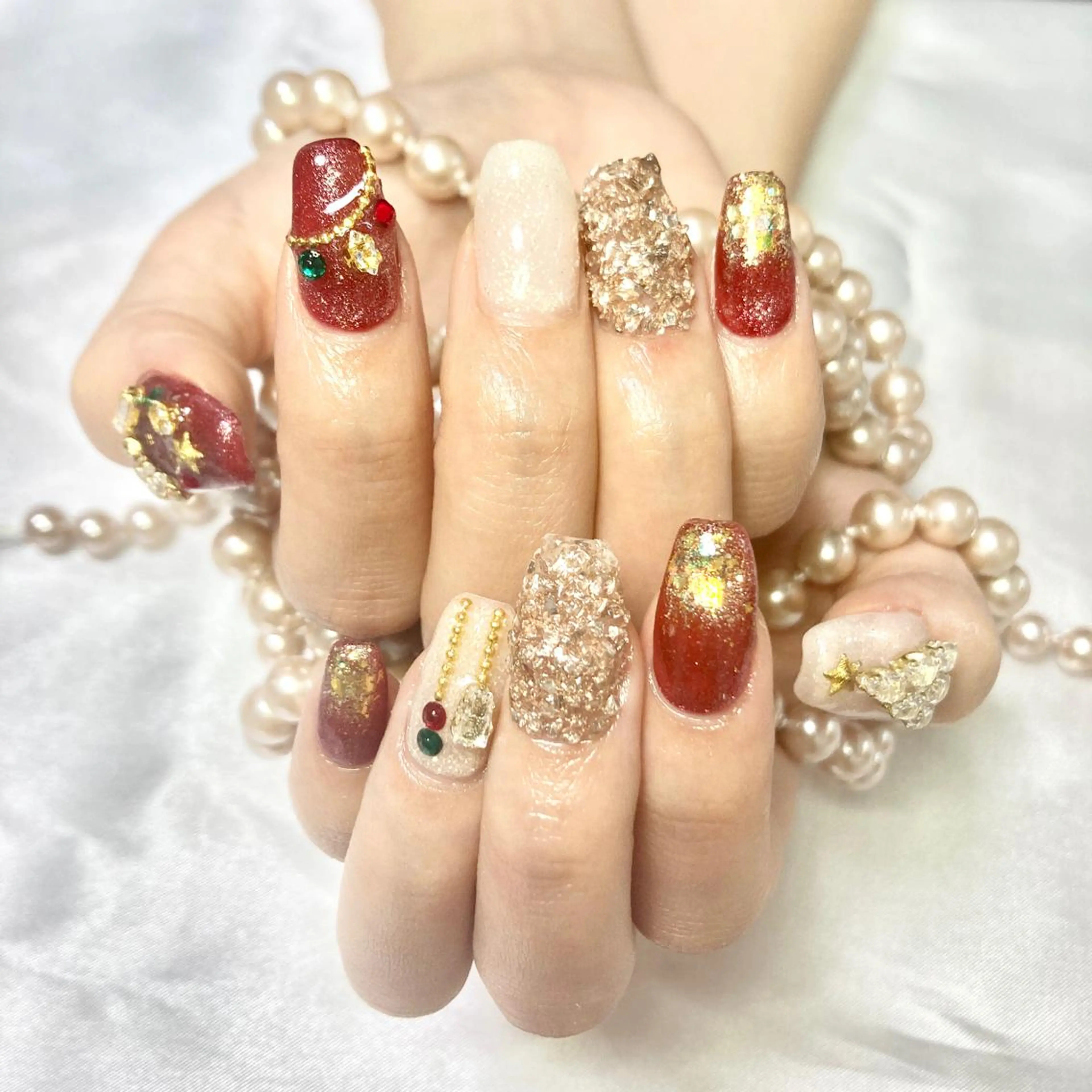 ネイル アートネイル オーロラネイル べっ甲ネイル ボルドー ブラウン フットネイル 韓国ネイル/新大久保 /駅近　【Toko】のネイルデザイン