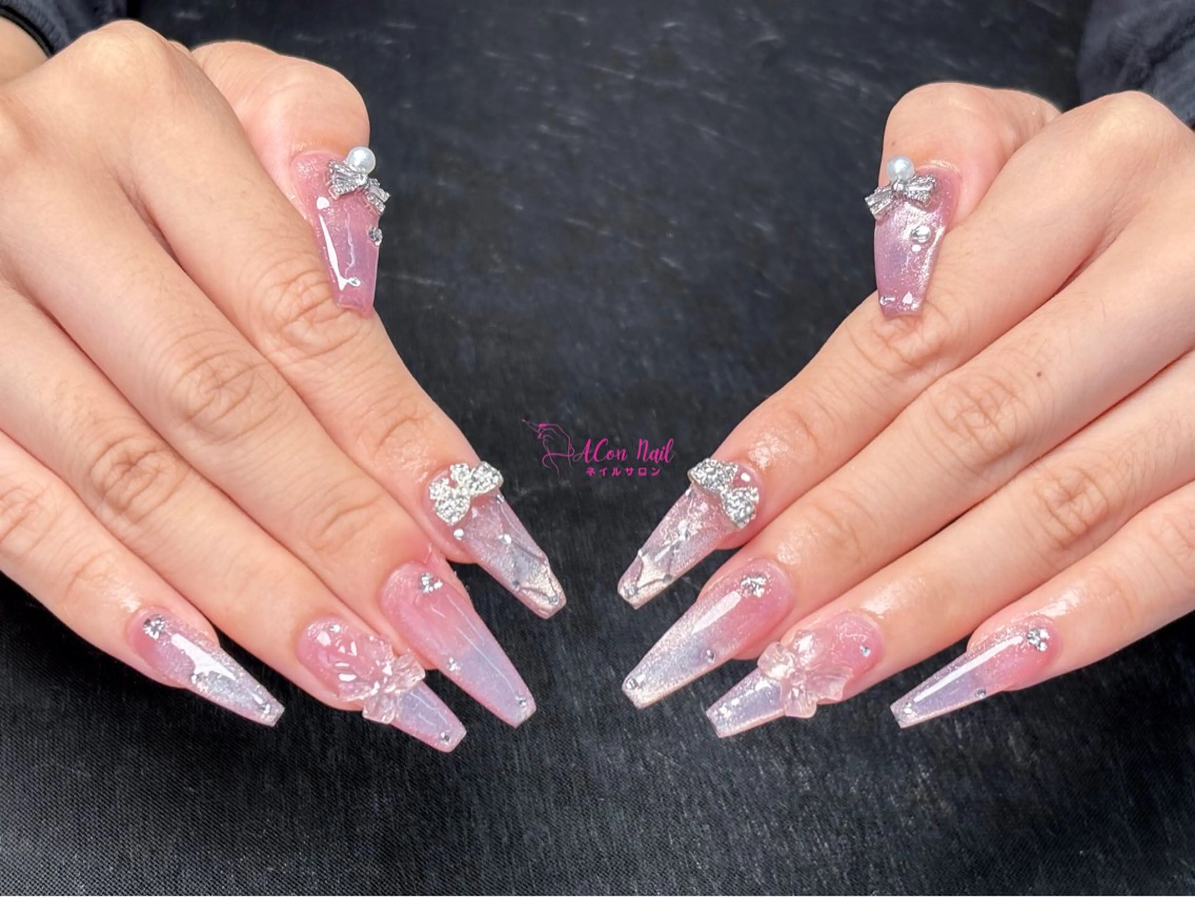 ネイル 桜ネイル 長さ出し フラワーネイル フレンチネイル ジェルネイル ハンドネイル AConNailSalon所属・ACon NailSalonのネイルデザイン