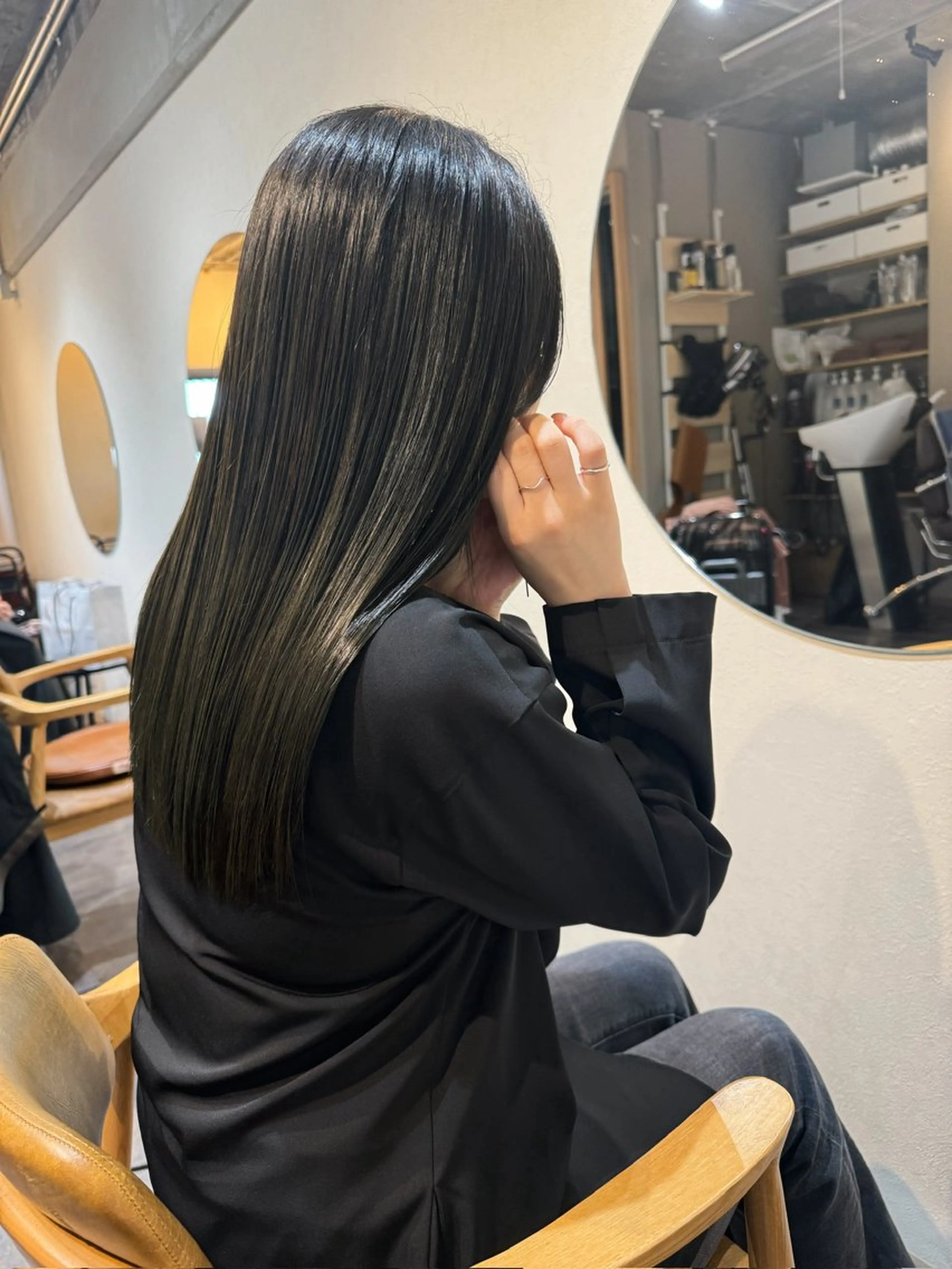 ロング カット ヘアカラー トリートメント ヘアセット ハルカ/透け感カラー /顔周りレイヤーのヘアスタイル