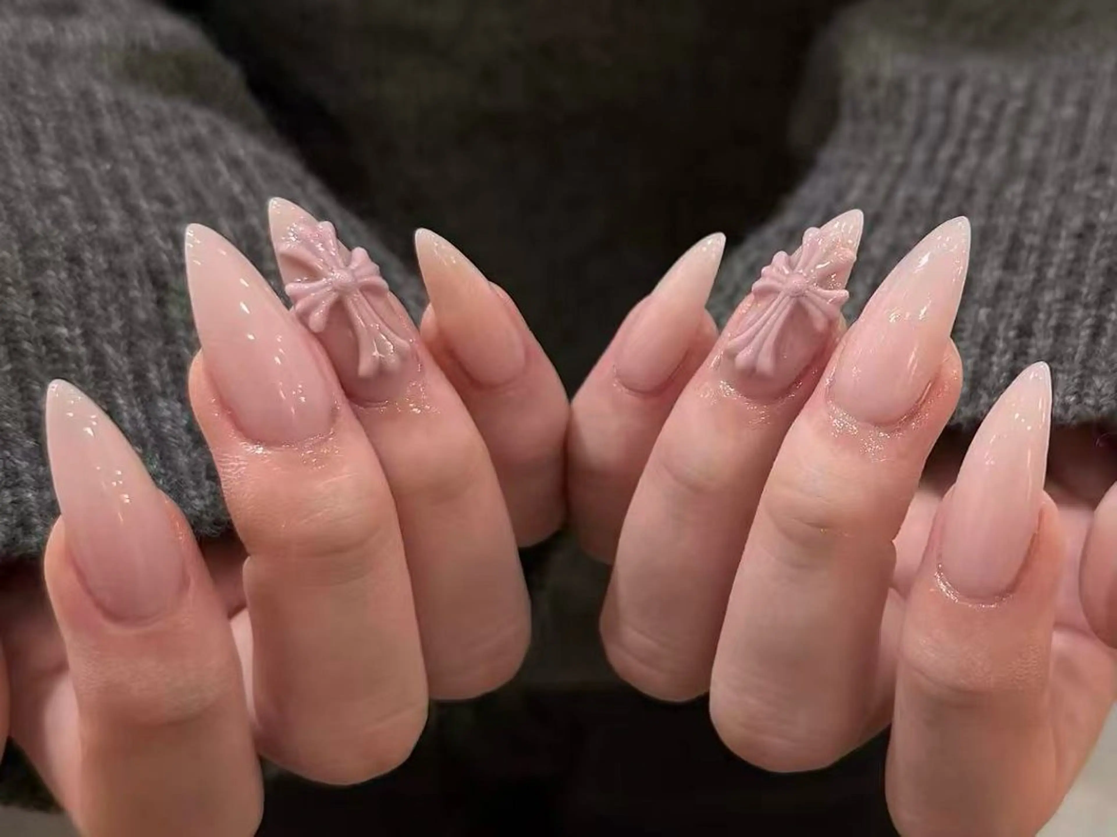 ネイル オーロラネイル チークネイル 長さ出し フットネイル フレンチネイル J&C Nail Salon吉祥寺所属・Yu  Ki ネイルのネイルデザイン