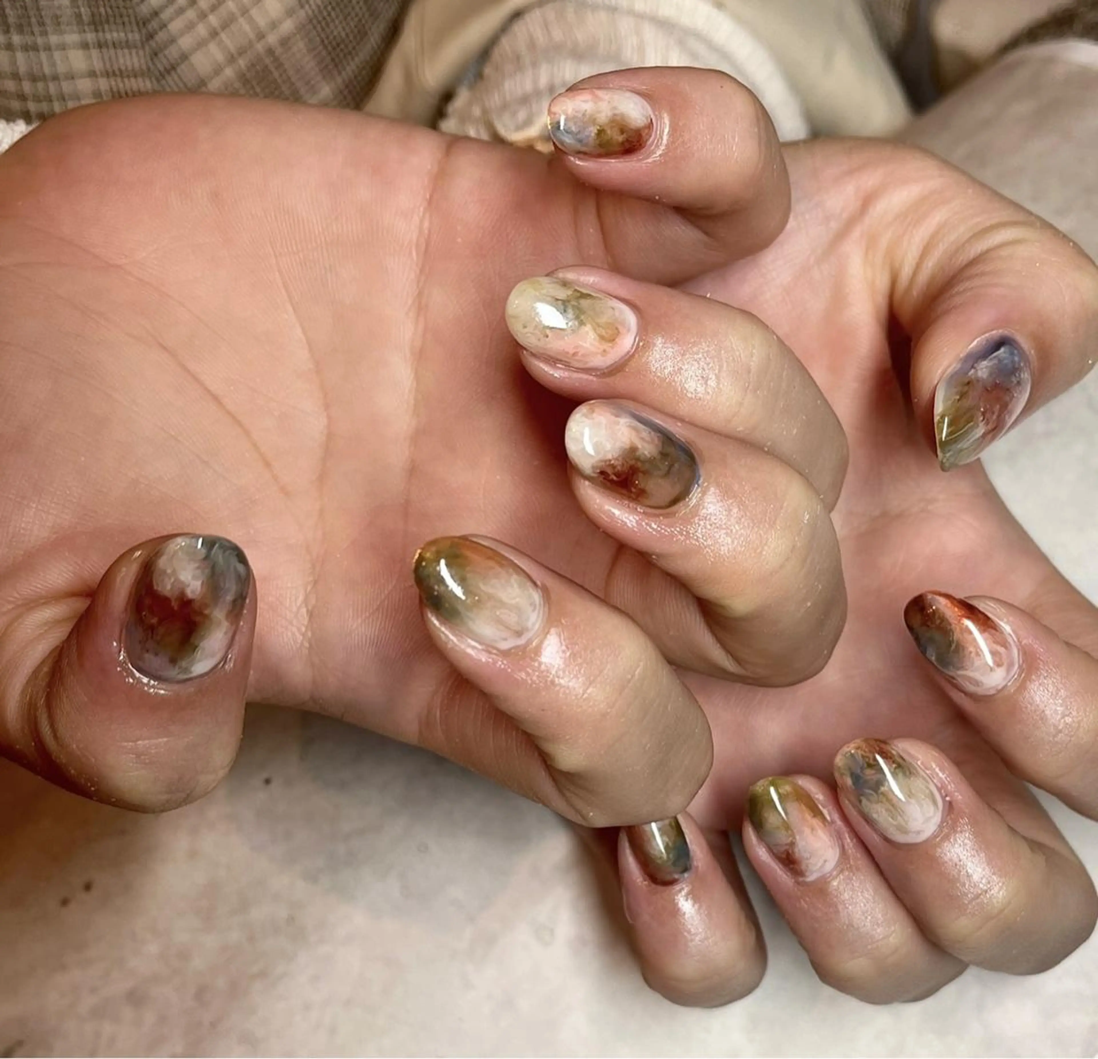 ネイル ニュアンスネイル フリーランス¨̮⃝ ネイリストOKADAのネイルデザイン