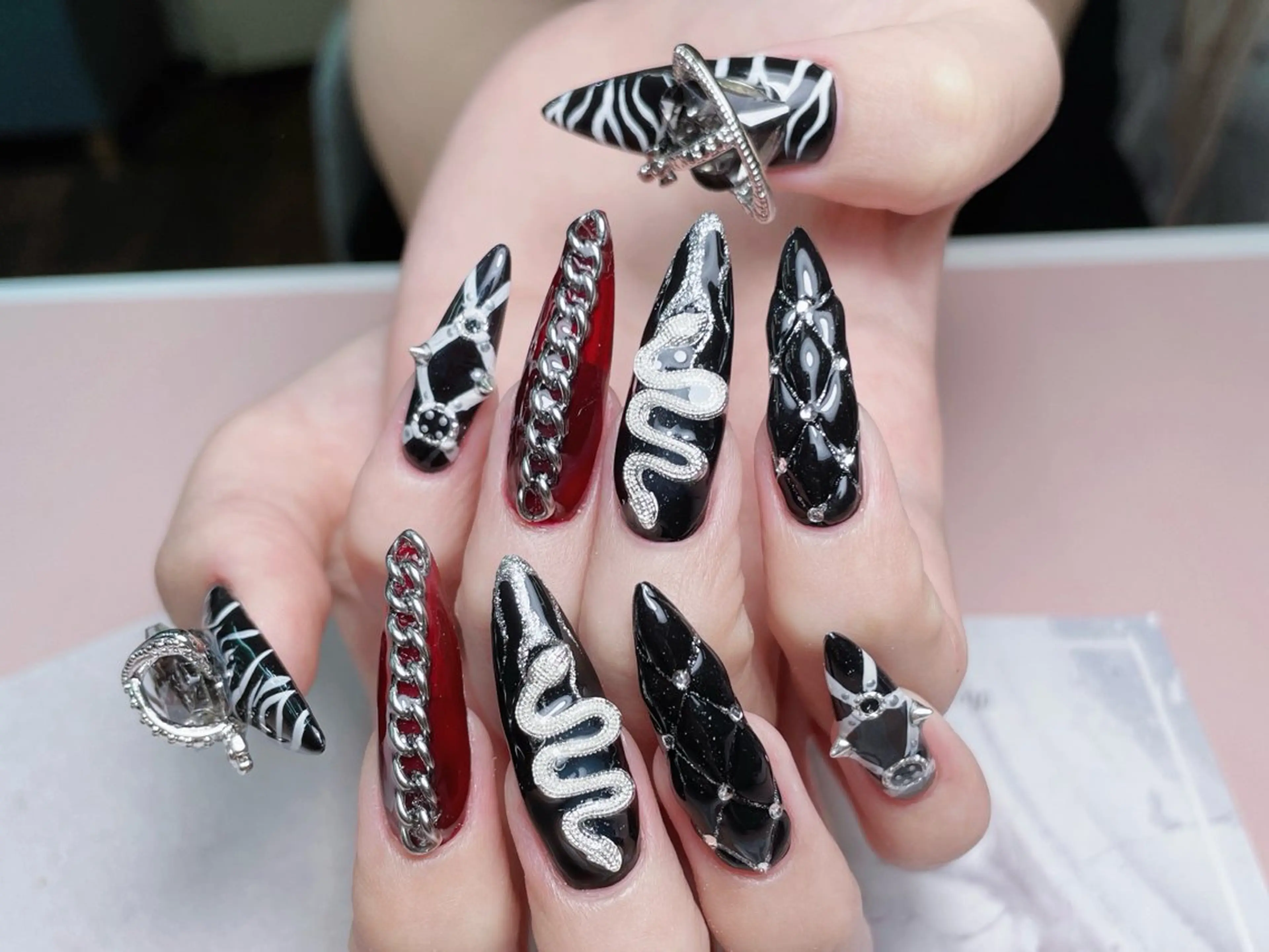 ネイル ネイルプリンセス所属・princess 木戸　唯のネイルデザイン