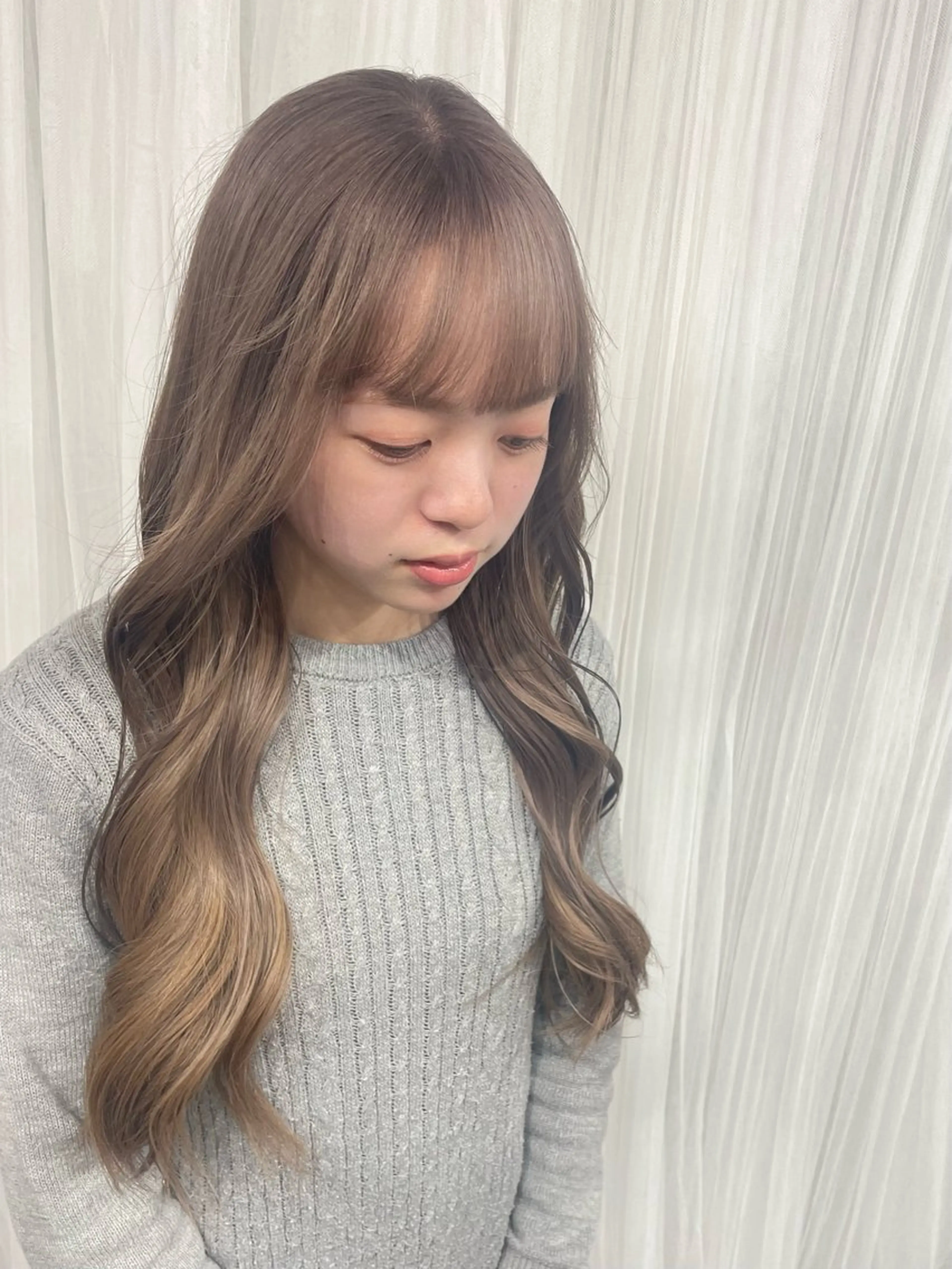 ロング ヘアカラー トリートメント 手塚 由佳のヘアスタイル