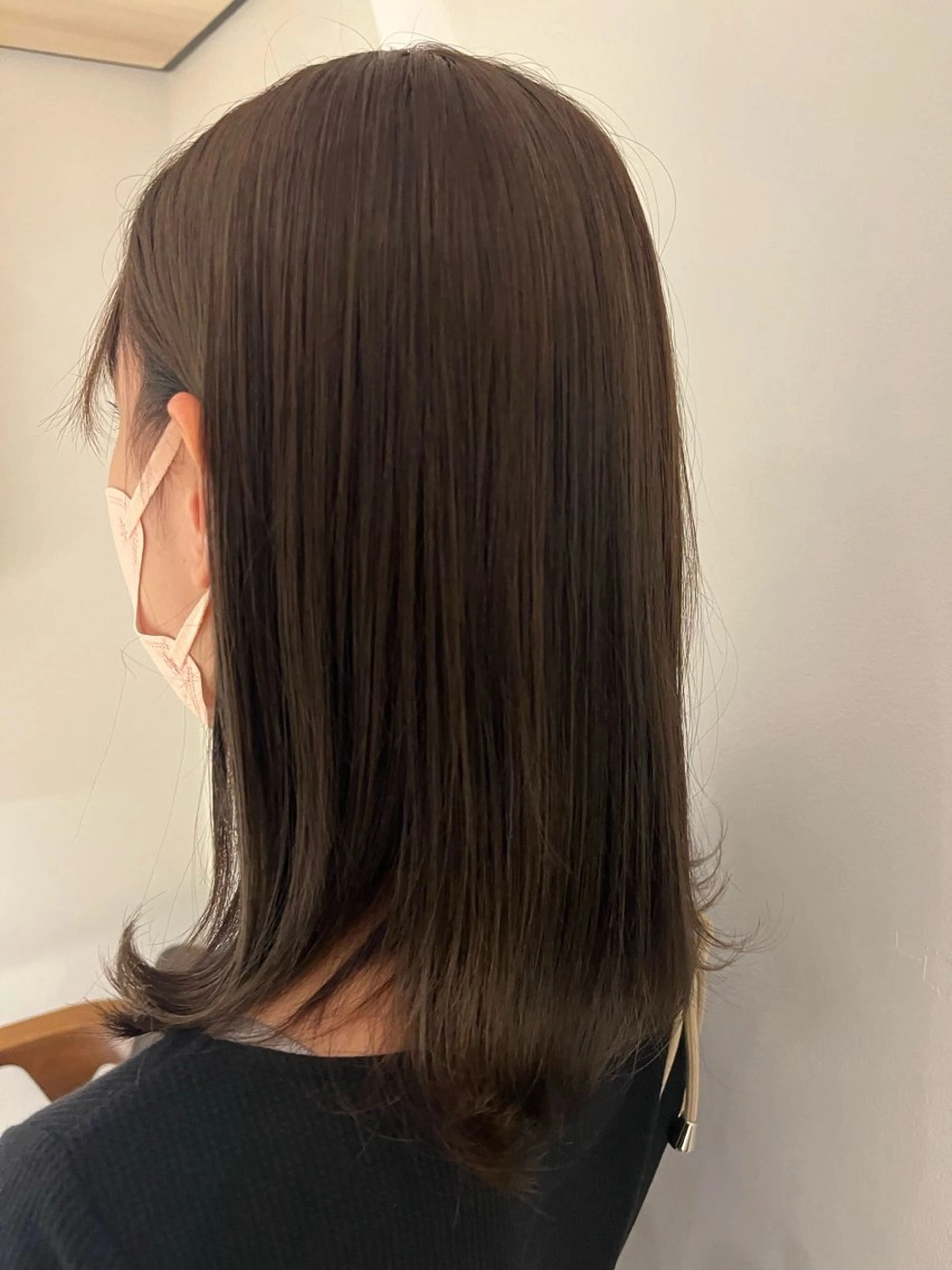 ミディアム ボブ 外ハネヘア 頭皮につけないカラー /白髪ぼかし/実加永のヘアスタイル