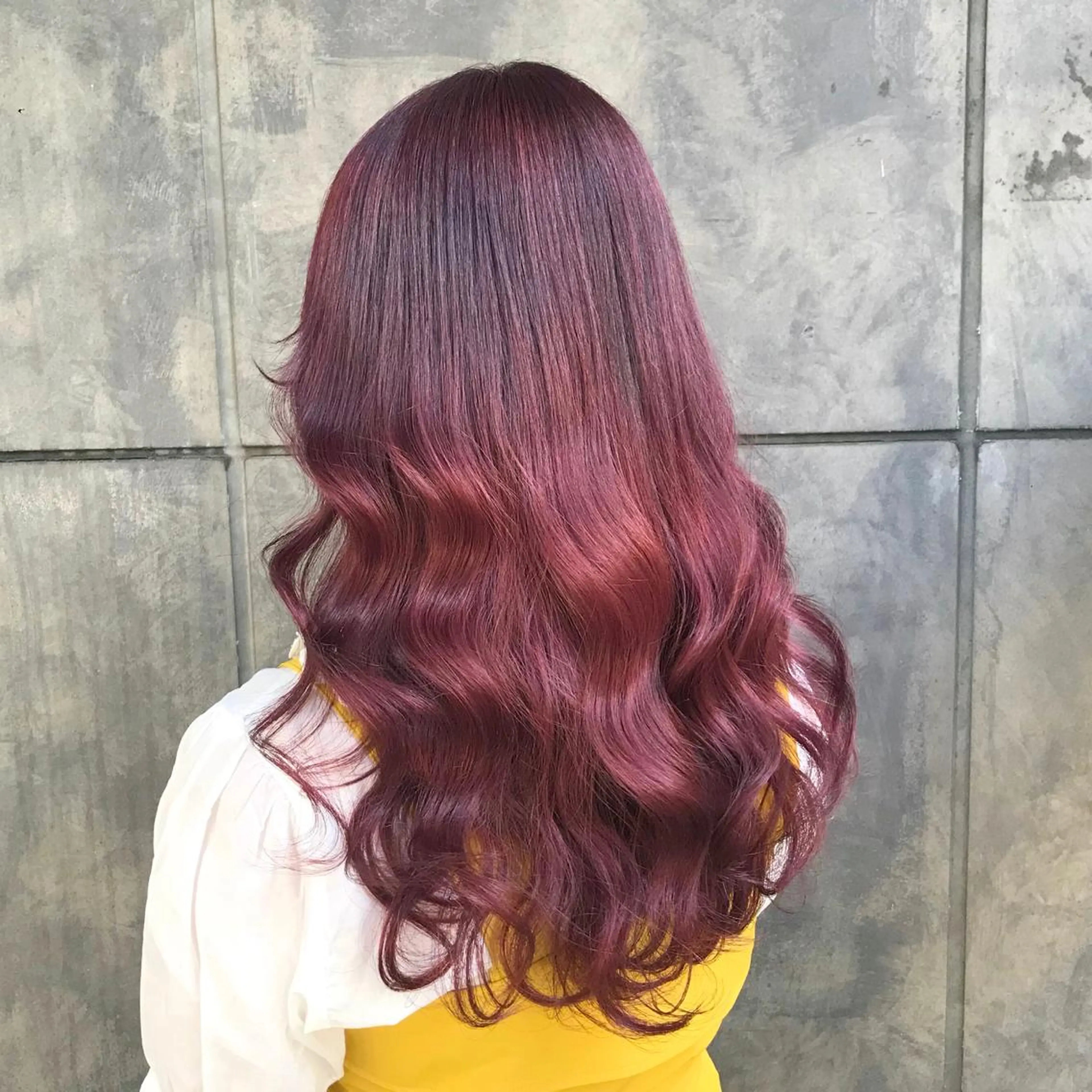 ロング カラー ブリーチ グラデーションカラー ピンクカラー ヨシンモリ ムルギョル巻き サロウィン所属・K-POP好き美容師 🇰🇷Kai.Yのヘアスタイル