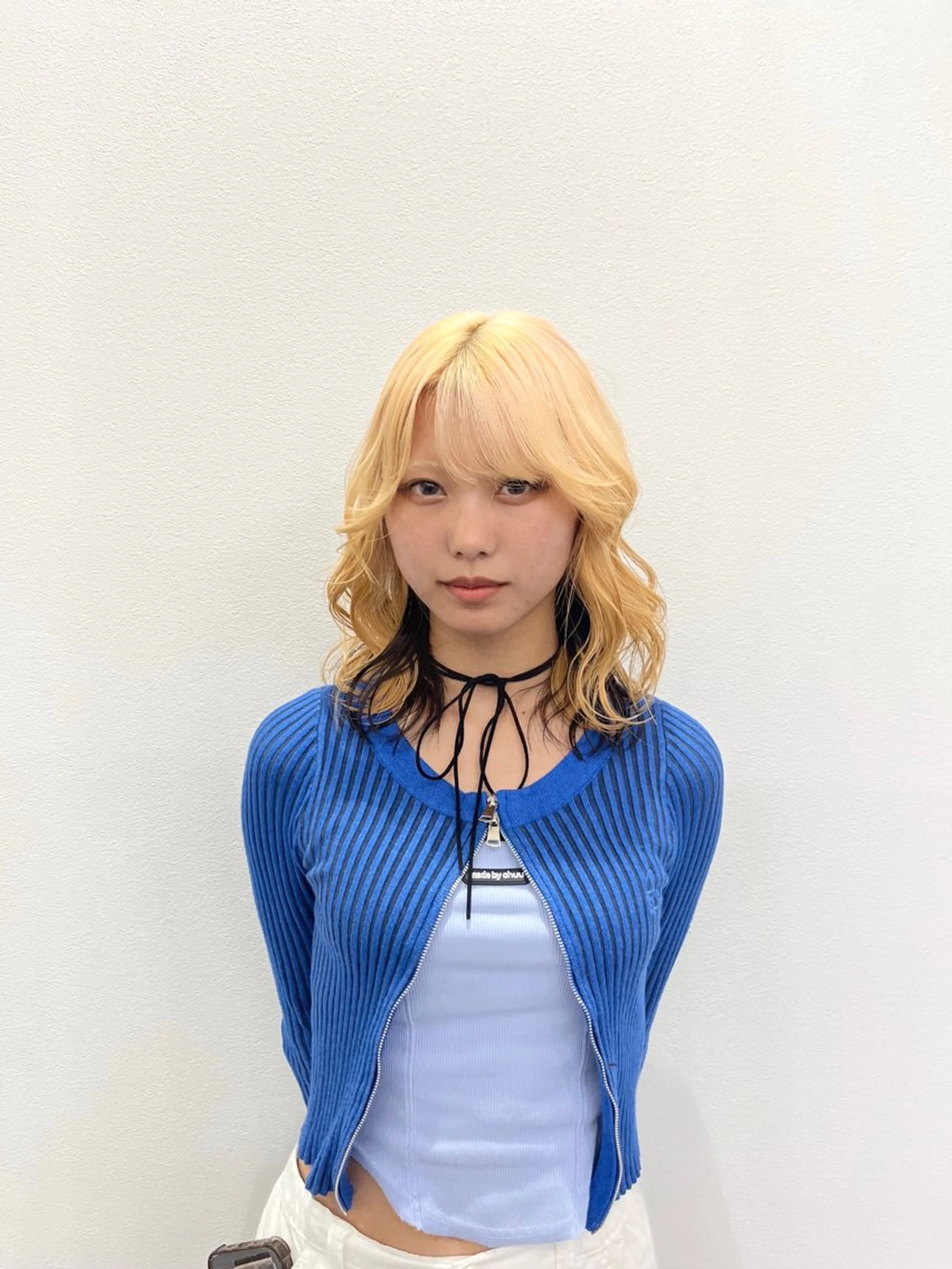 ミディアム ハイトーン/透明感/ レイヤー/かずや🦁のヘアスタイル