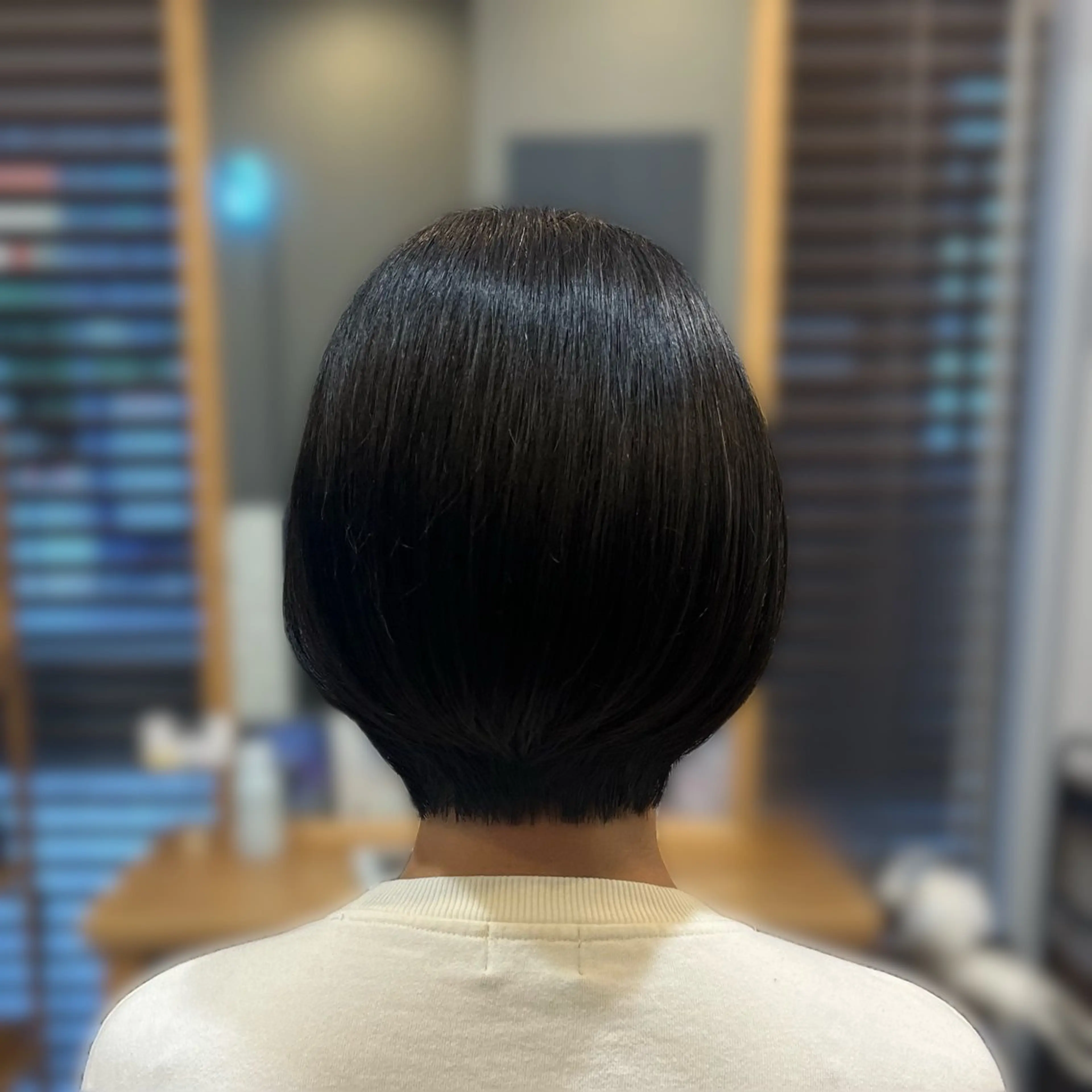 ショート カット 🌸 飯野 舞桜のヘアスタイル