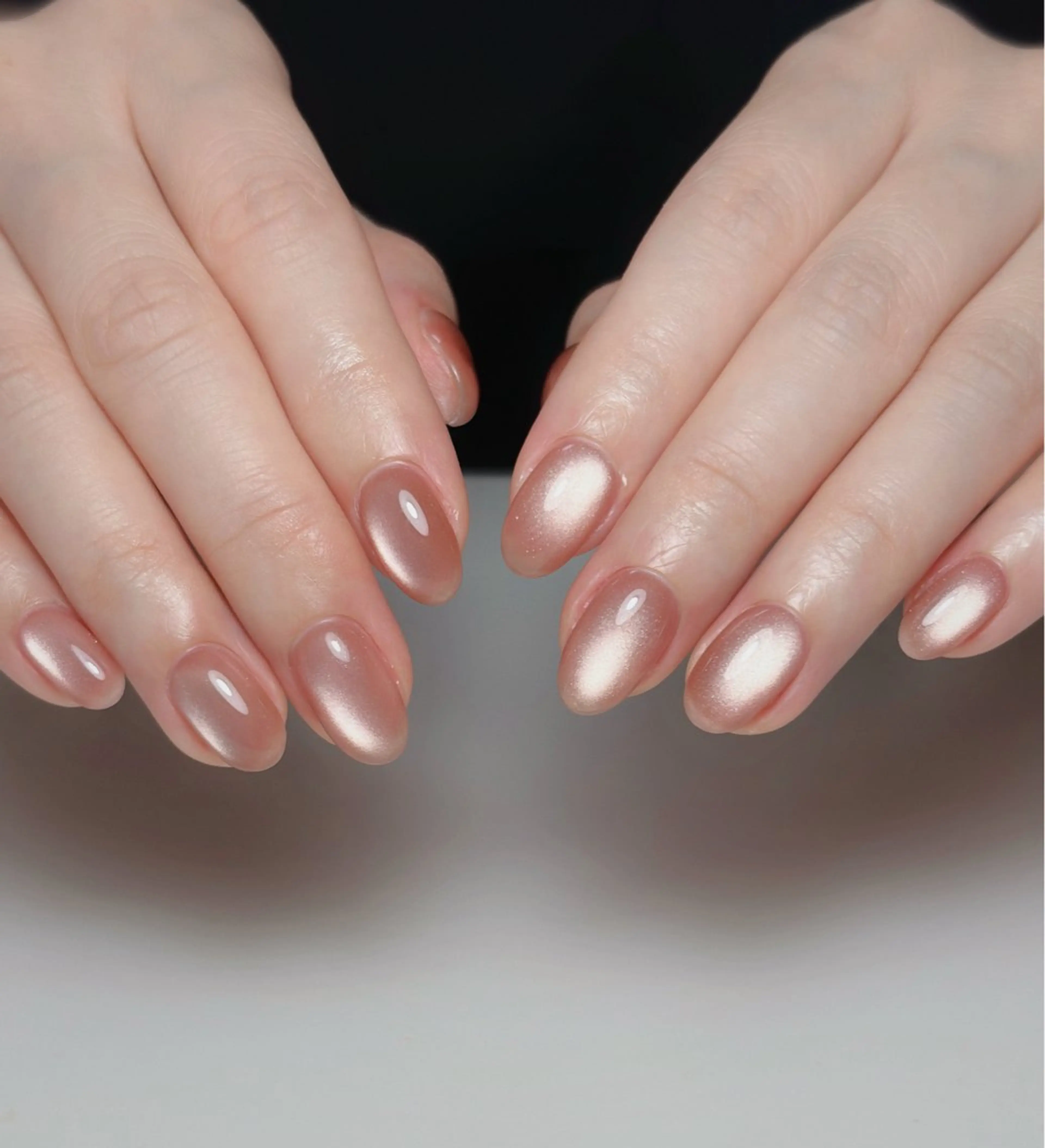 ネイル オーロラネイル 長さ出し フットネイル 韓国ネイル ラメ(グリッター) ハンドネイル 👍thumbs up nail👍のネイルデザイン