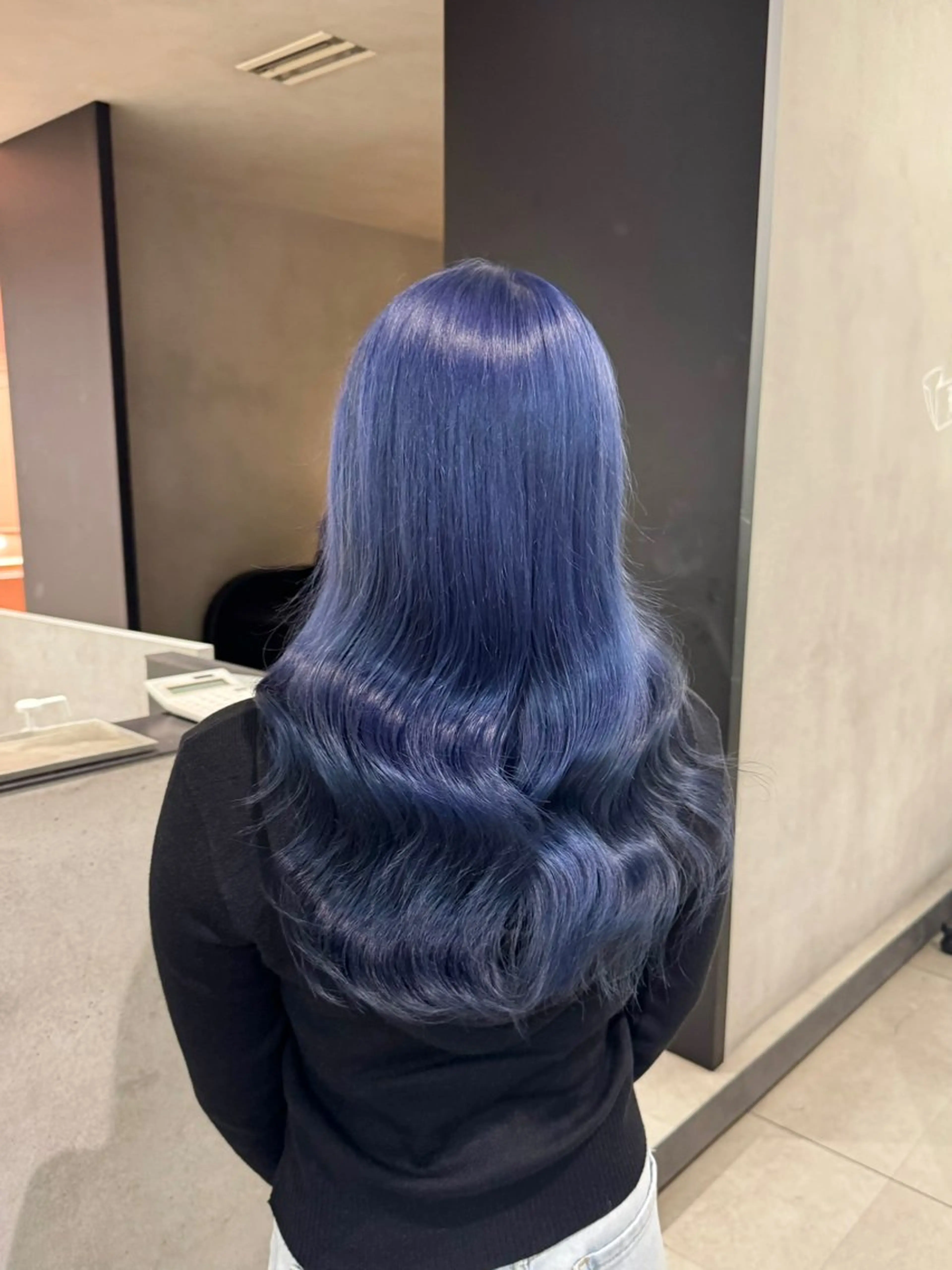 ロング カラー ヘアカラー 🇰🇷韓国風ハイ トーンKANA🖤のヘアスタイル