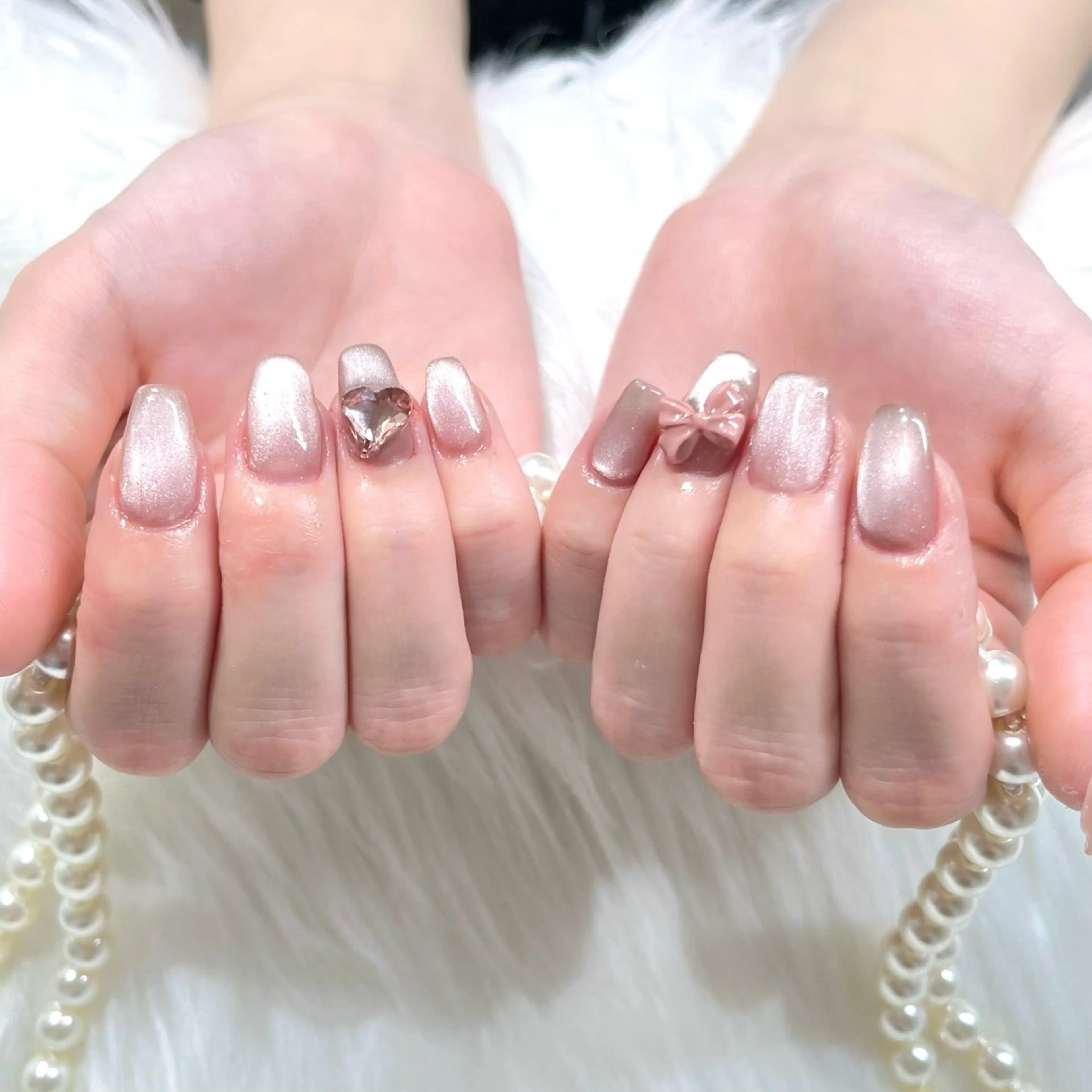 ネイル マグネットネイル ハンドネイル ビューティーサロンFeliz 浜松町店所属・Feliz Saitoのマツエク・マツパデザイン