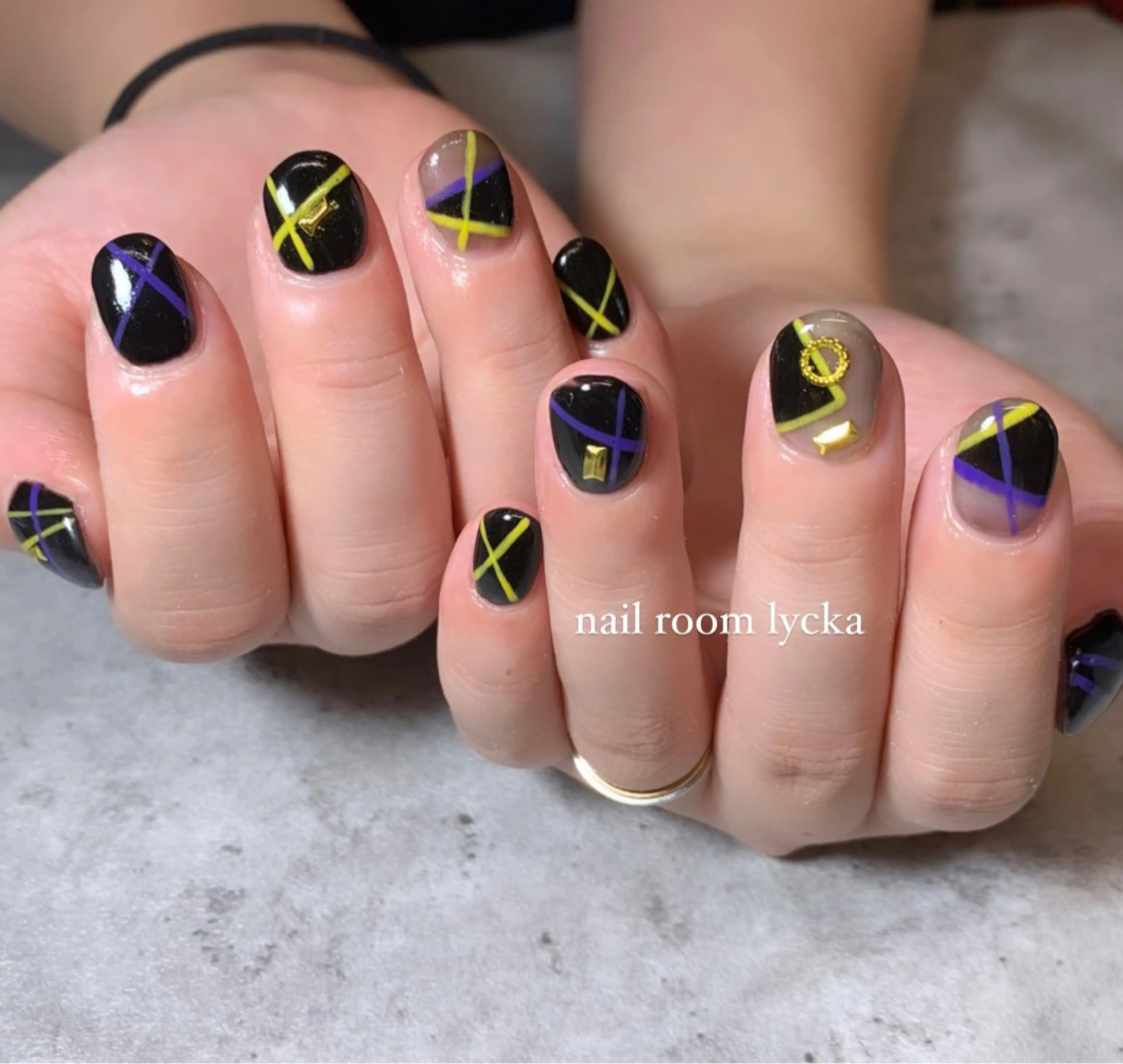 ネイル ﾈｲﾙﾙｰﾑﾘｯｶ 𝐦𝐚𝐲𝐮のネイルデザイン