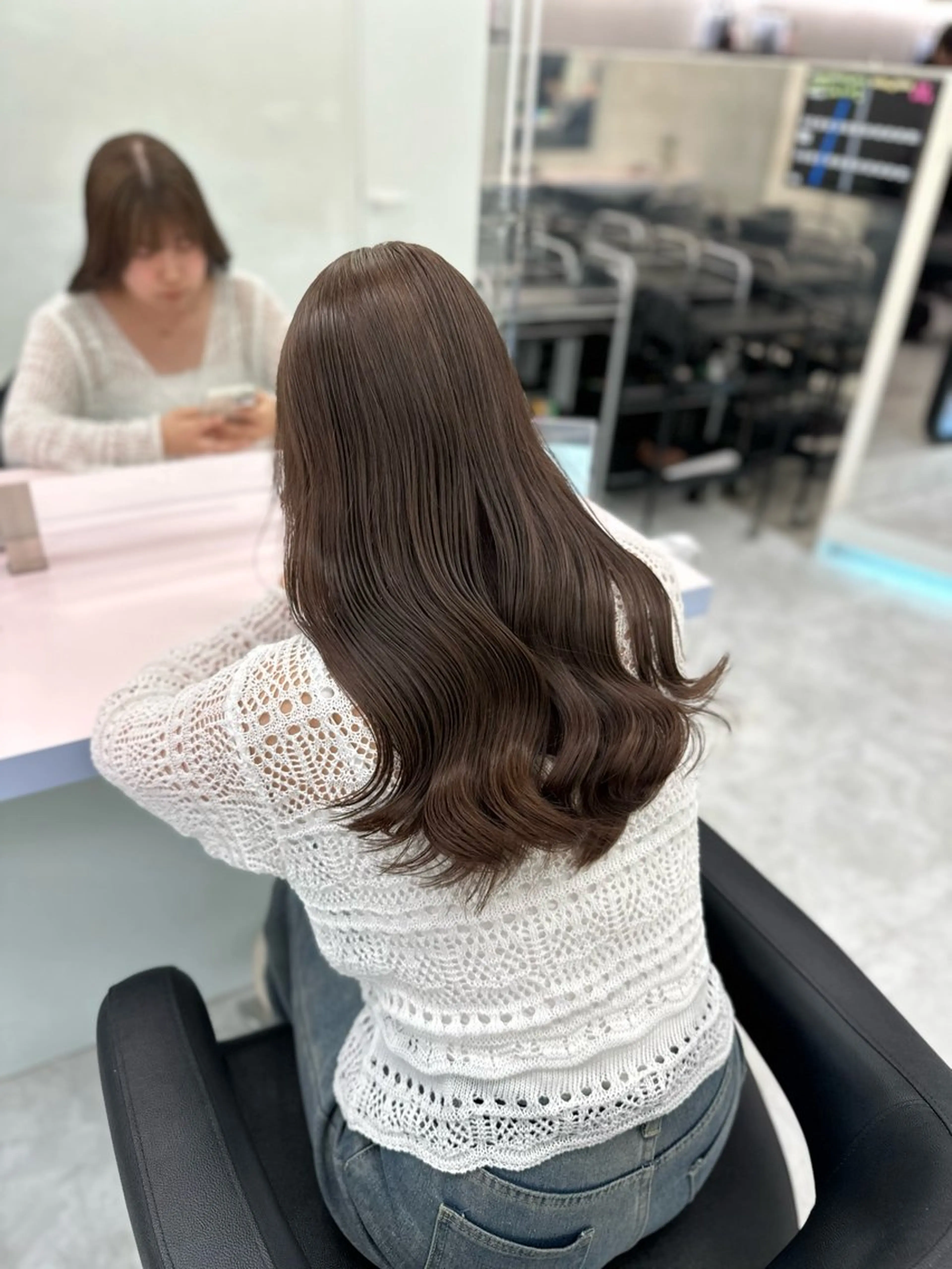 セミロング カラー ヘアカラー ヘッドスパ 🫧ハイトーン🫧 ベージュ🫧徹哉のヘアスタイル