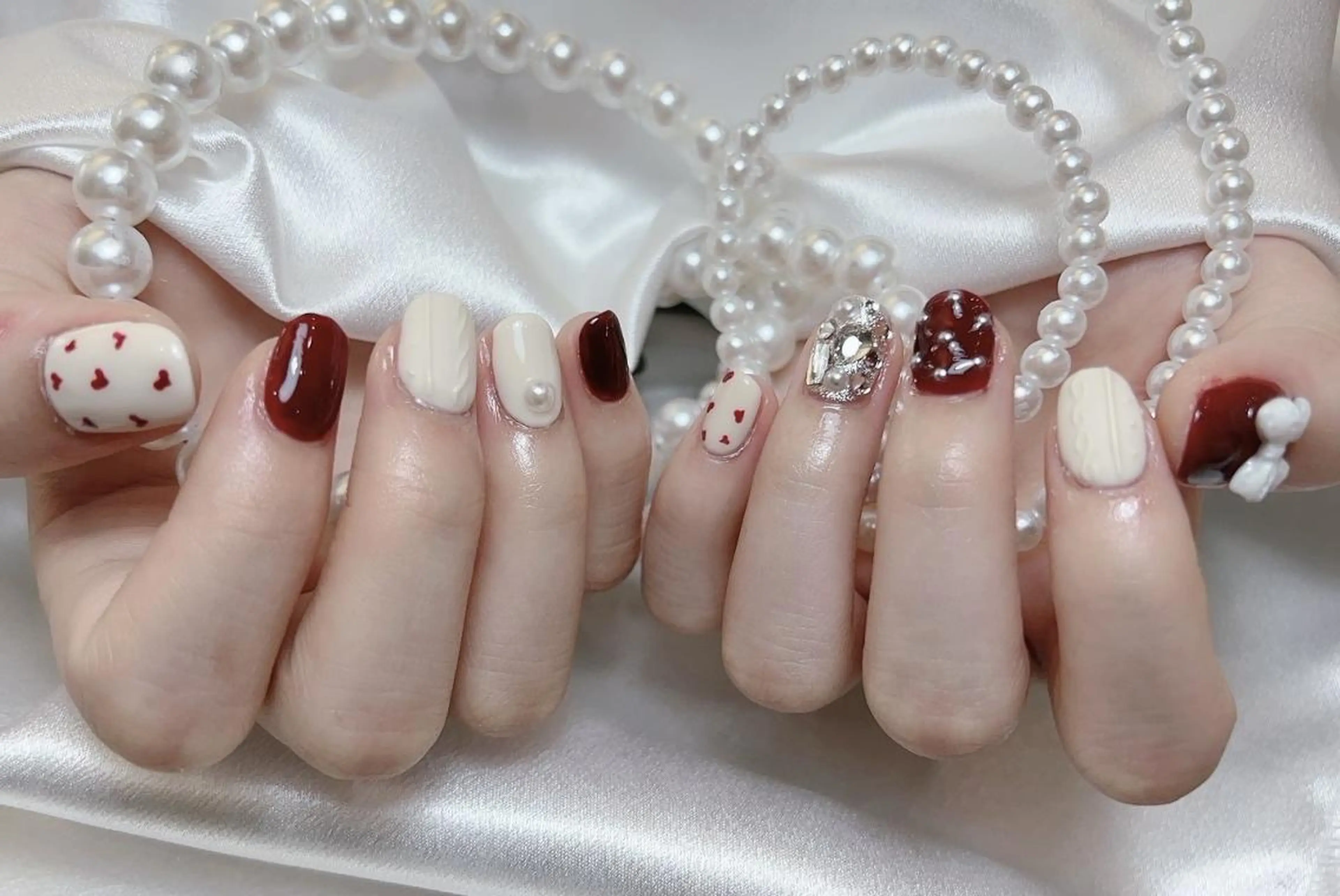 ネイル RAFFINE 月🦋🩵のネイルデザイン