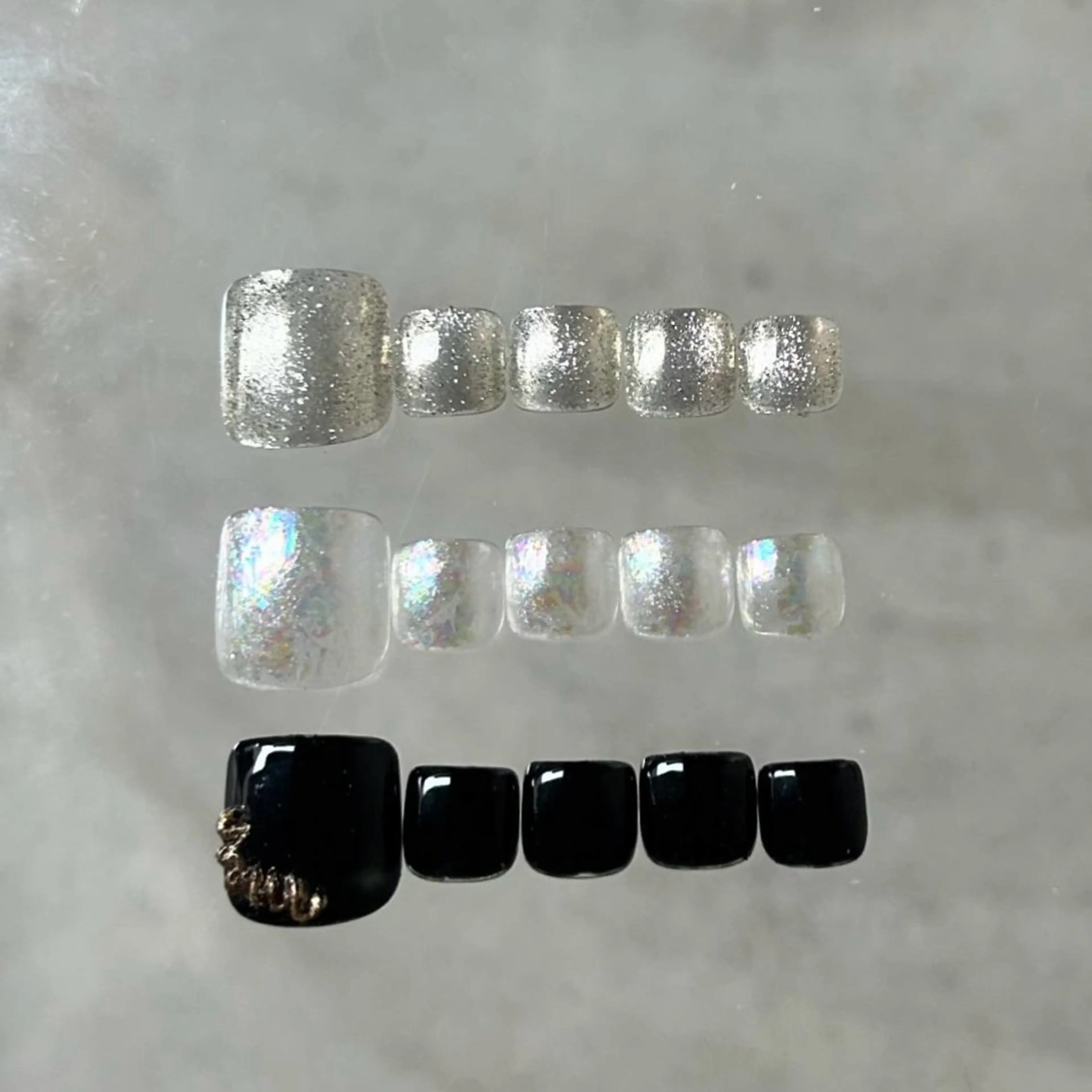 ネイル オーロラネイル カジュアル キラキラネイル マグネットネイル ミラーネイル ハンドネイル ハンドケア lyly.nail所属・lylynail YUUKAのネイルデザイン