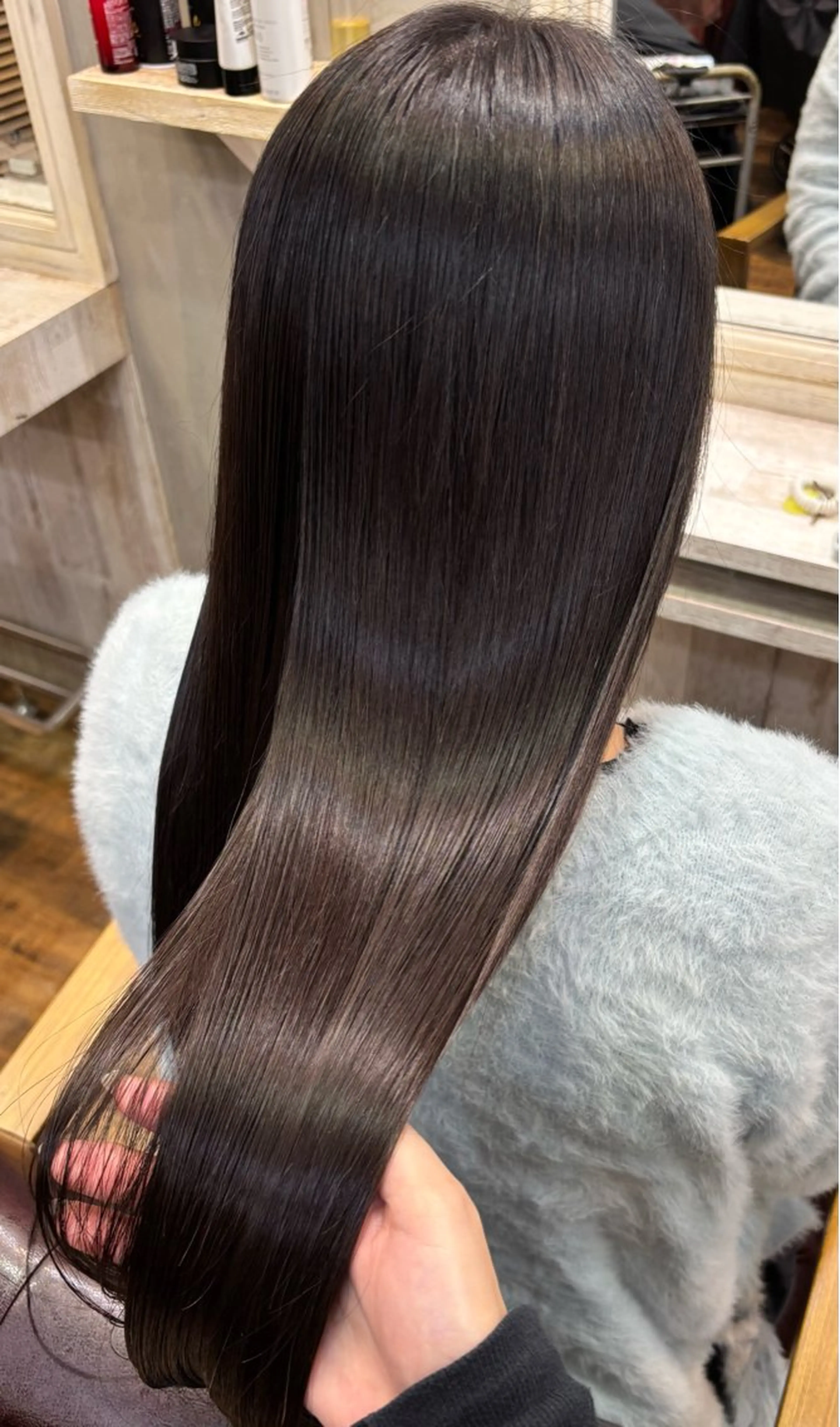 ロング カラー ブリーチ ダブルカラー インナーカラー ブリーチなしカラー 髪質改善 カット ヘアカラー トリートメント 🎀垢抜け韓国ヘア/ 髪質改善/透明感🎀のヘアスタイル