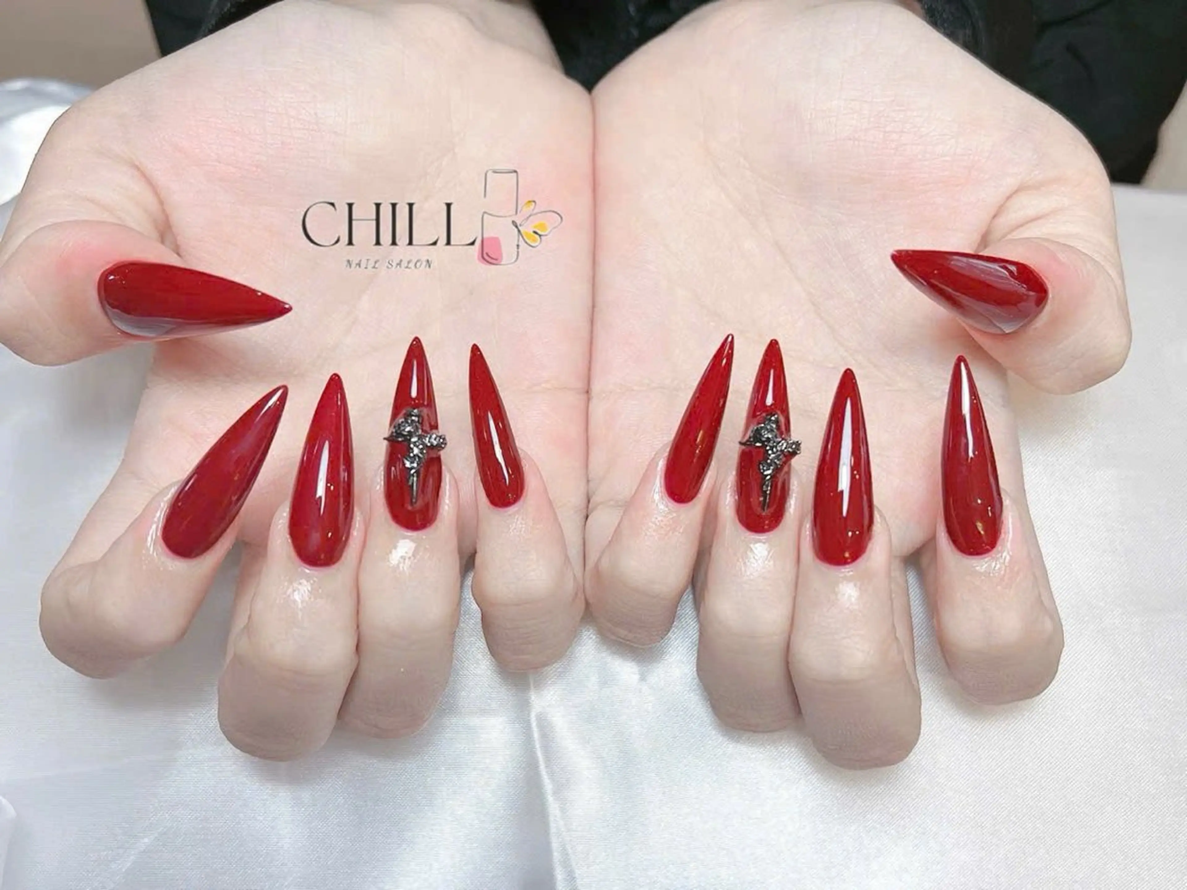 【新人ネイリスト練習メニュー】１０本長さ出し&ワンカラーの写真