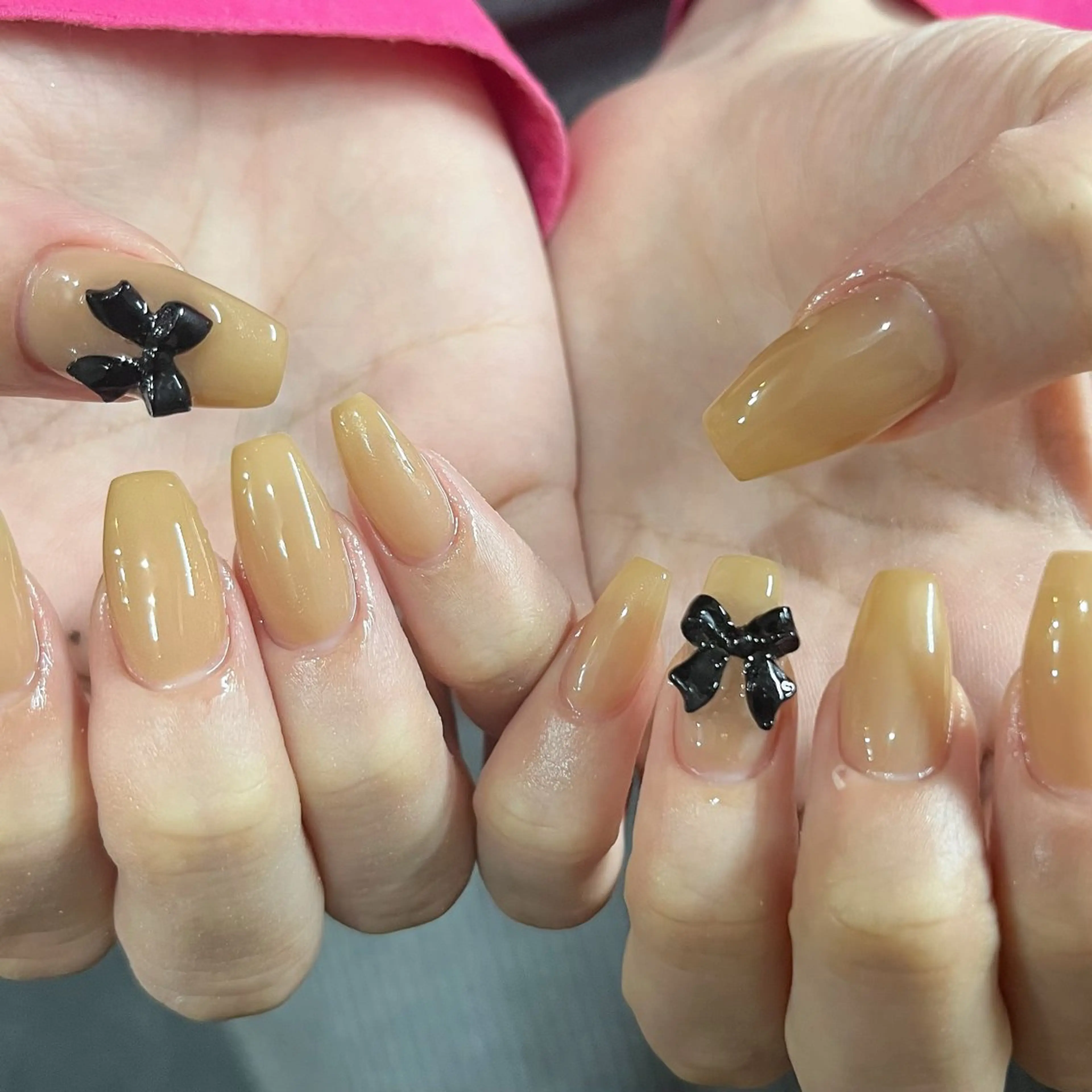 ネイル オフィスネイル ワンカラーネイル リボン シンプルネイル ハンドネイル ハンドケア 🎀NAIL🎀 AI🪄︎︎◝✩のネイルデザイン