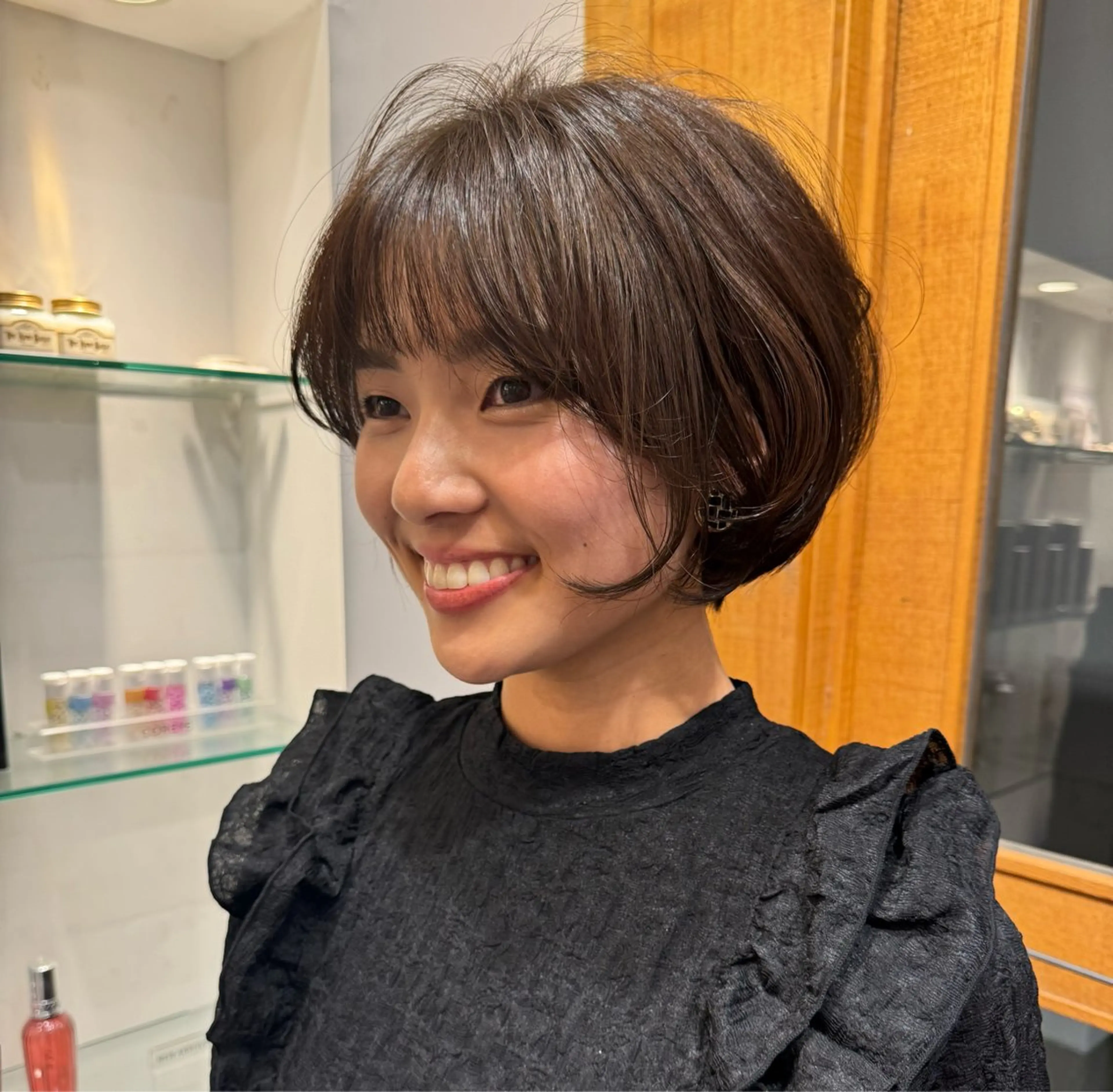 ショート カット 岡元 綺良のヘアスタイル