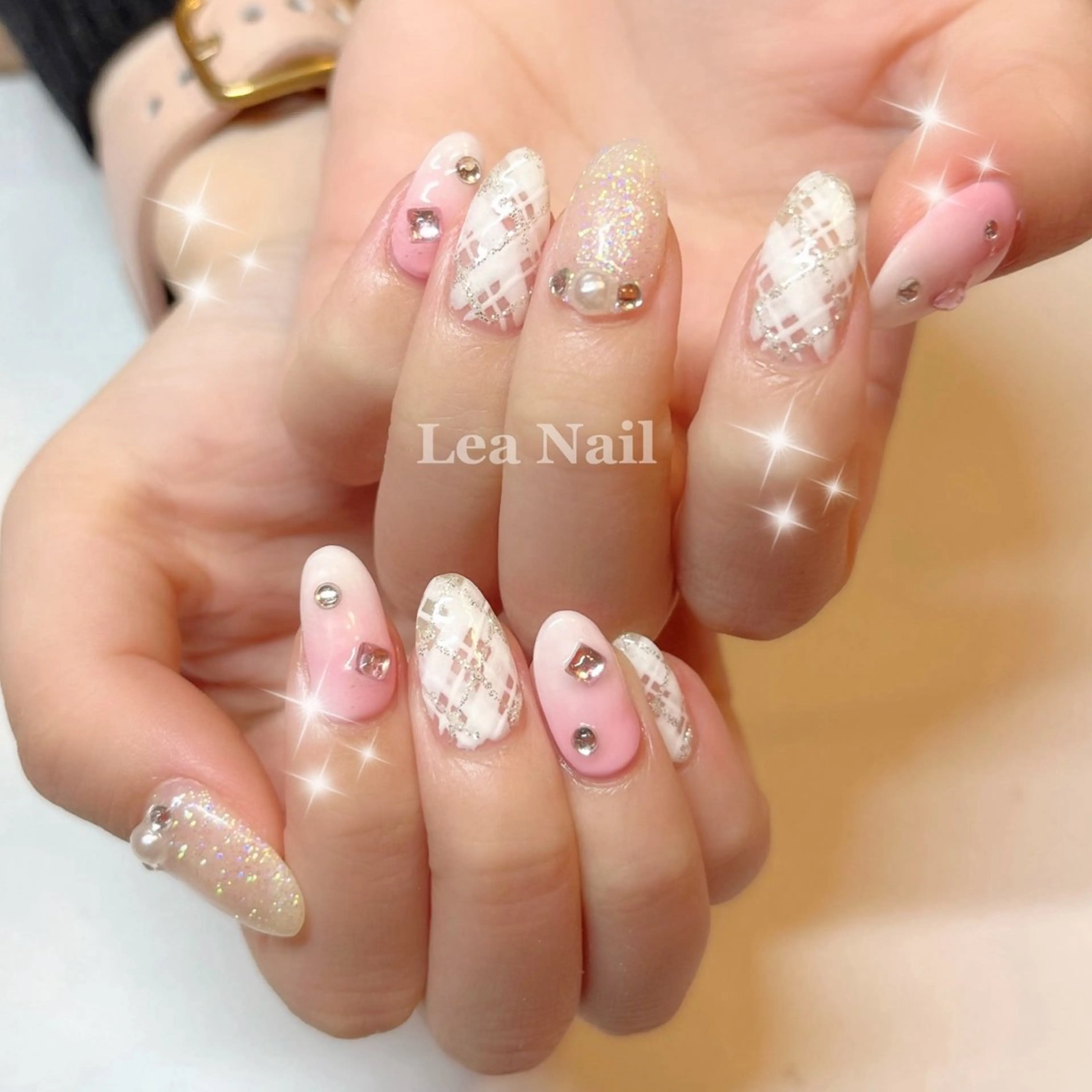 ネイル ハンドネイル Lea Nailのネイルデザイン