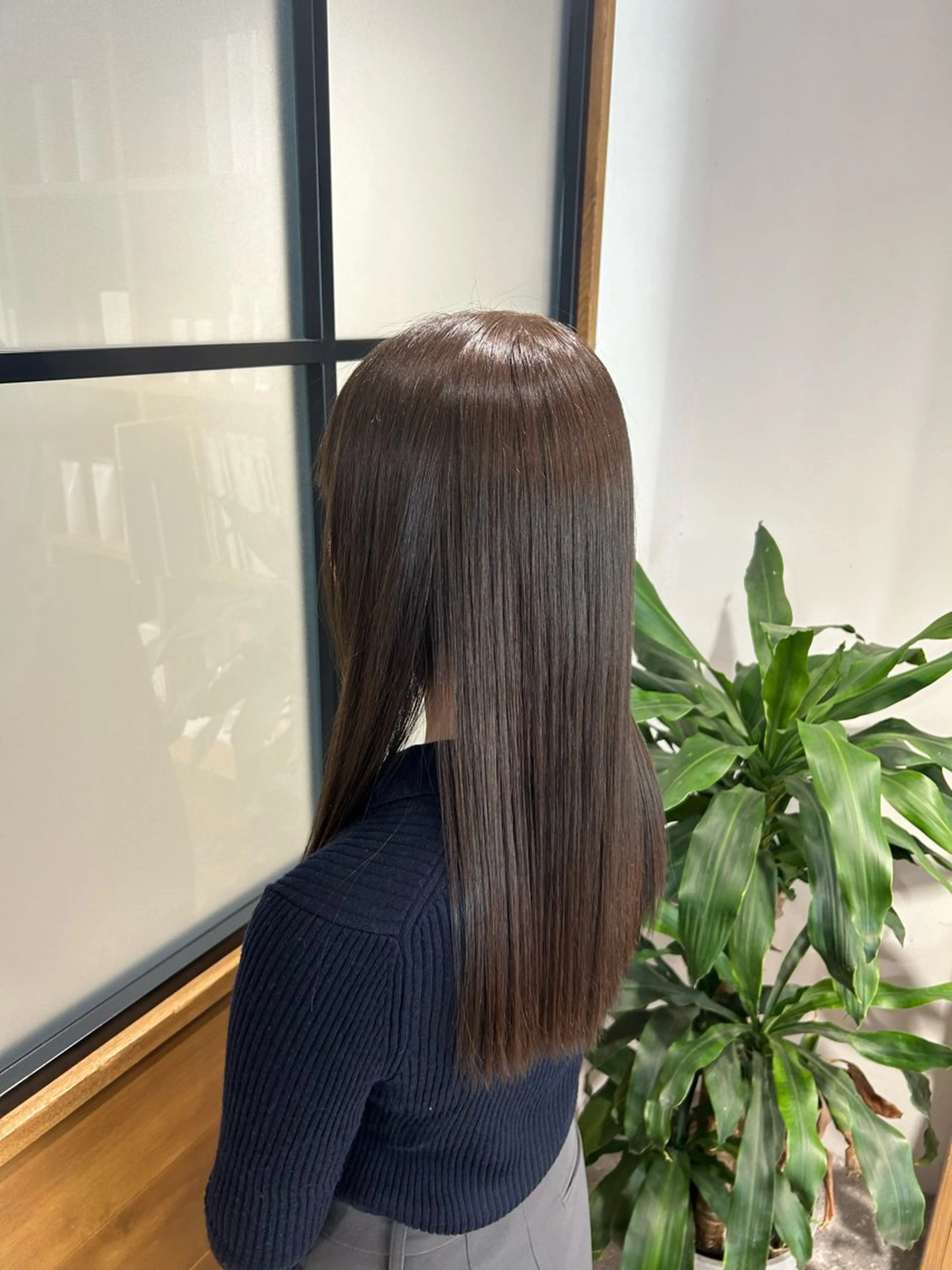 ロング ヘアカラー やなぎさわ はるなのヘアスタイル