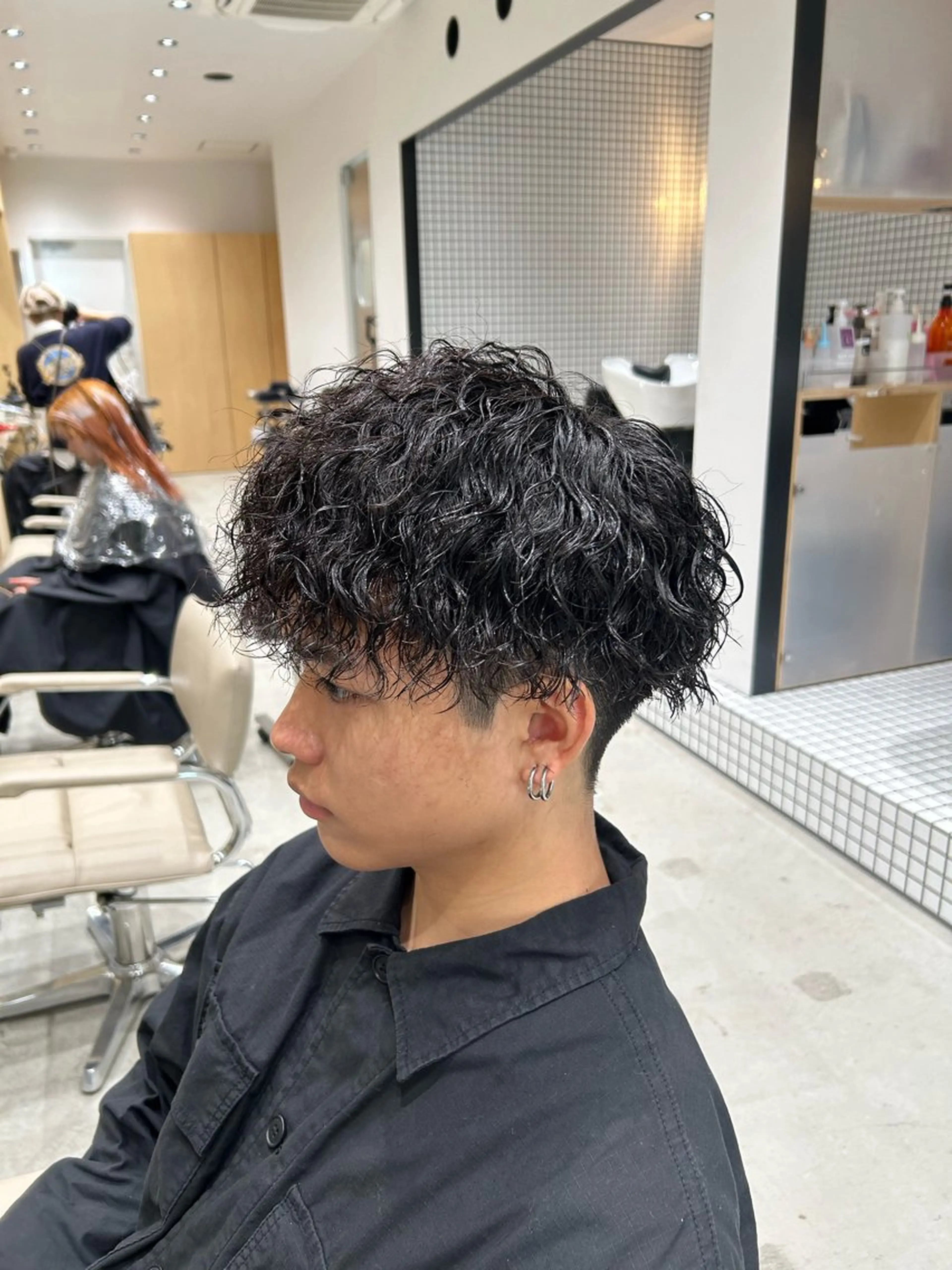 パーマ メンズ フェードカット メンズパーマ ツイストスパイラルパーマ スパイラルパーマ 🐲ツイスパ🐲 フェード/龍のヘアスタイル