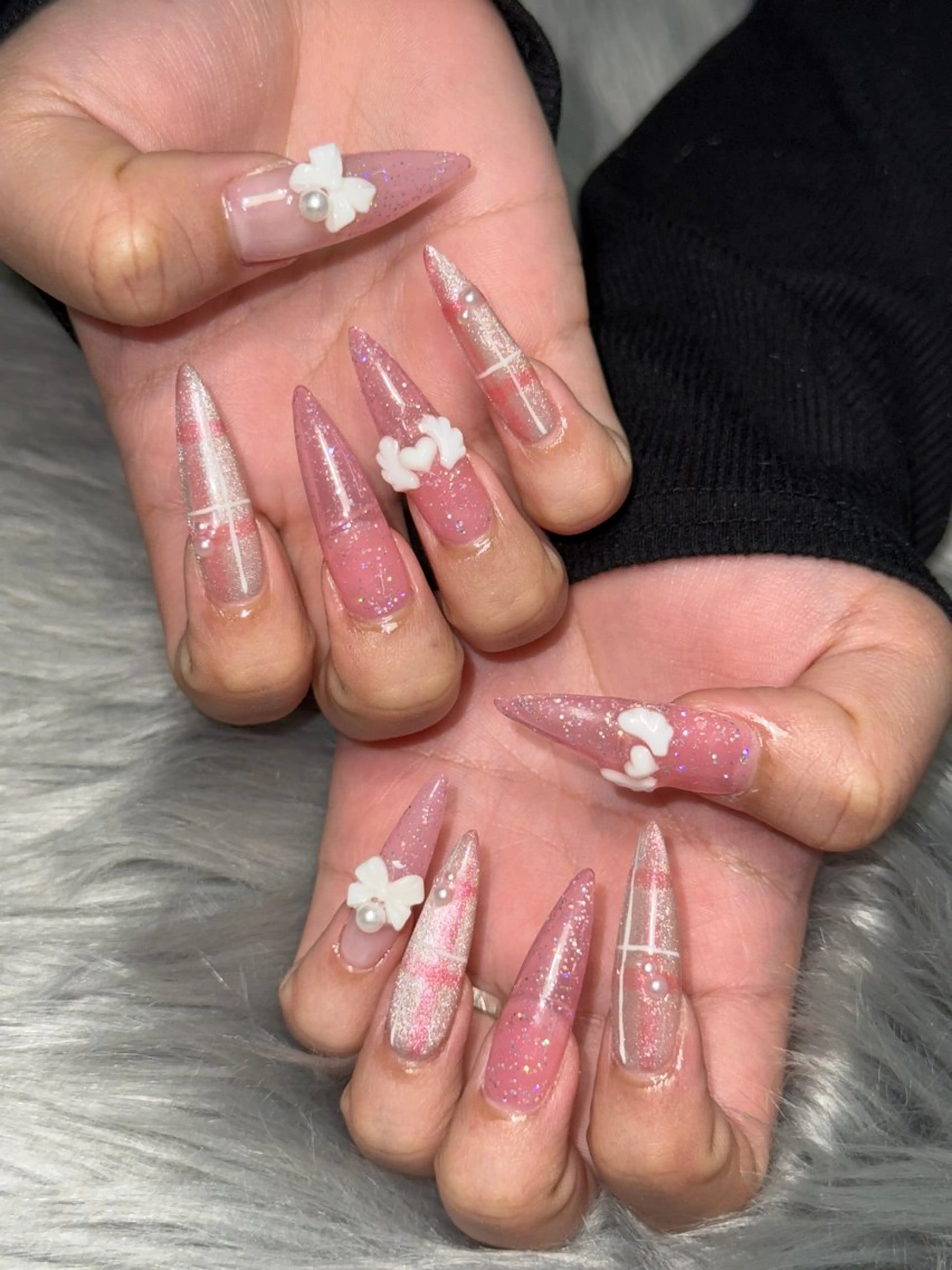 ネイル ハンドネイル Momoka 🍑🎀のネイルデザイン