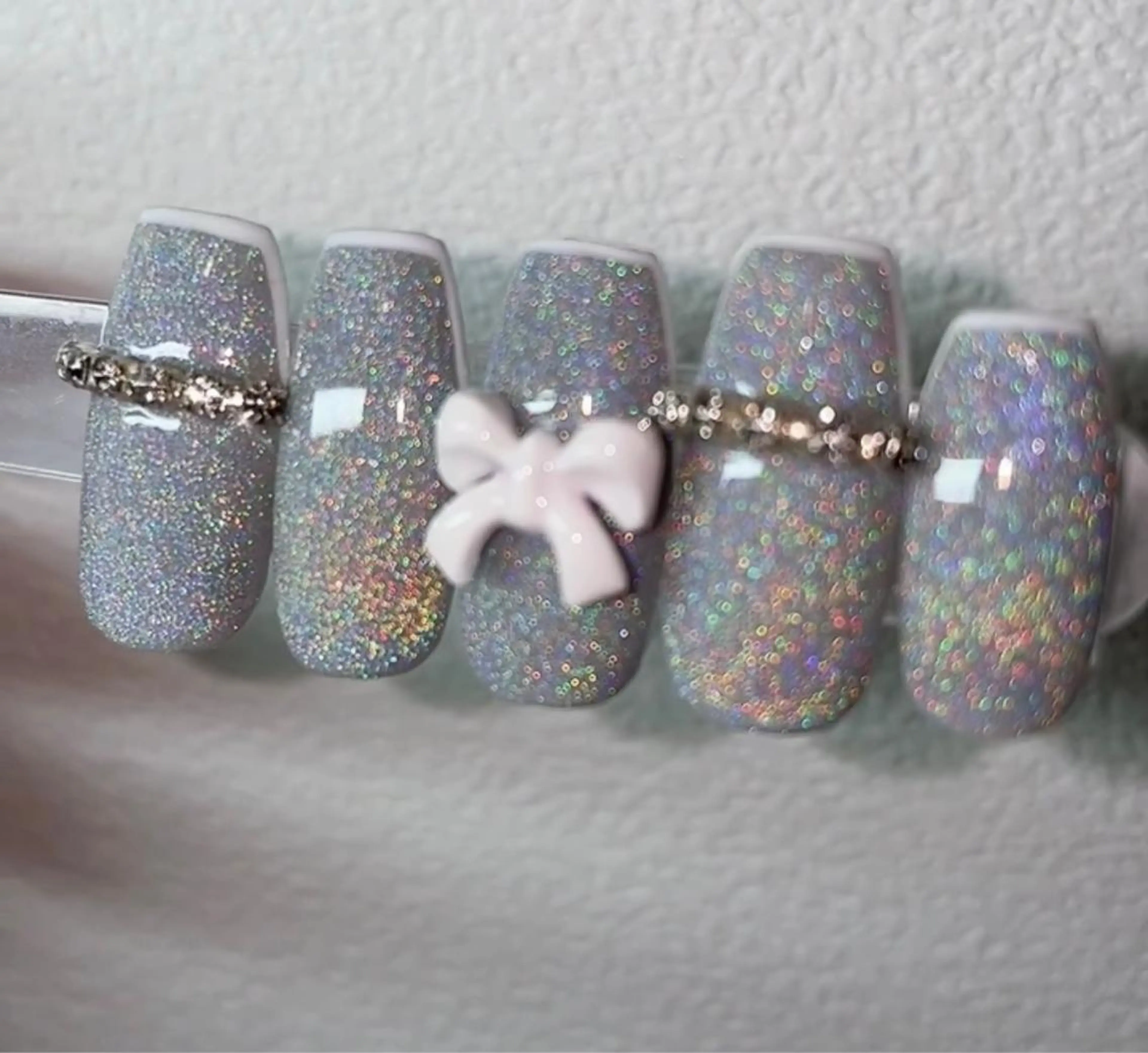 ネイル VIERU 🌈🎀💖のネイルデザイン