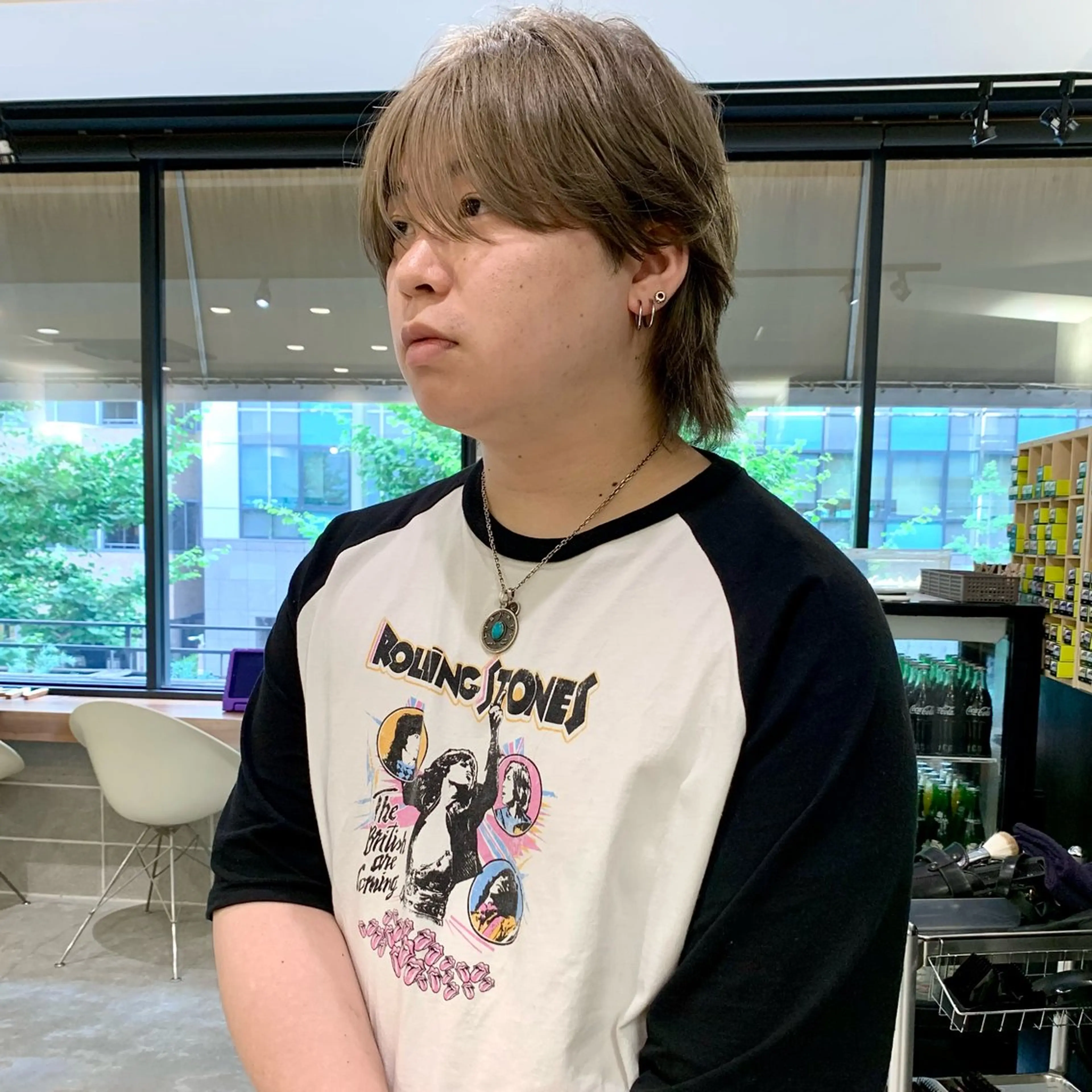 ショート カラー メンズ メンズブリーチ ブリーチ グレージュ mellow所属・顔周りデザイン/ ハイトーン/多田悠馬のヘアスタイル