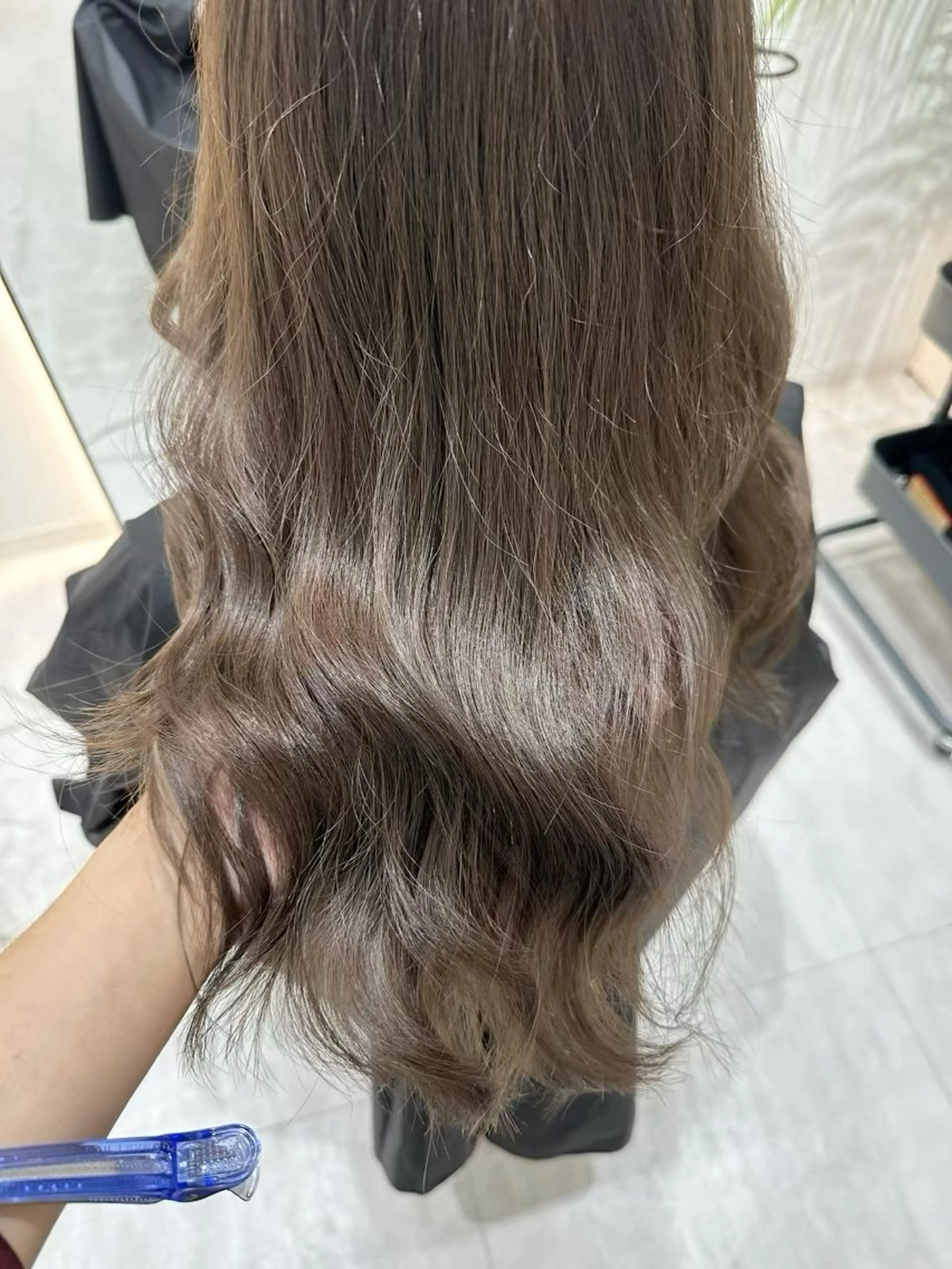 ロング カラー アッシュ ベージュカラー ブラウンカラー 透明感カラー グレージュ カット ヘアカラー トリートメント 赤み消し/オリーブ カーキ/福田れんのヘアスタイル