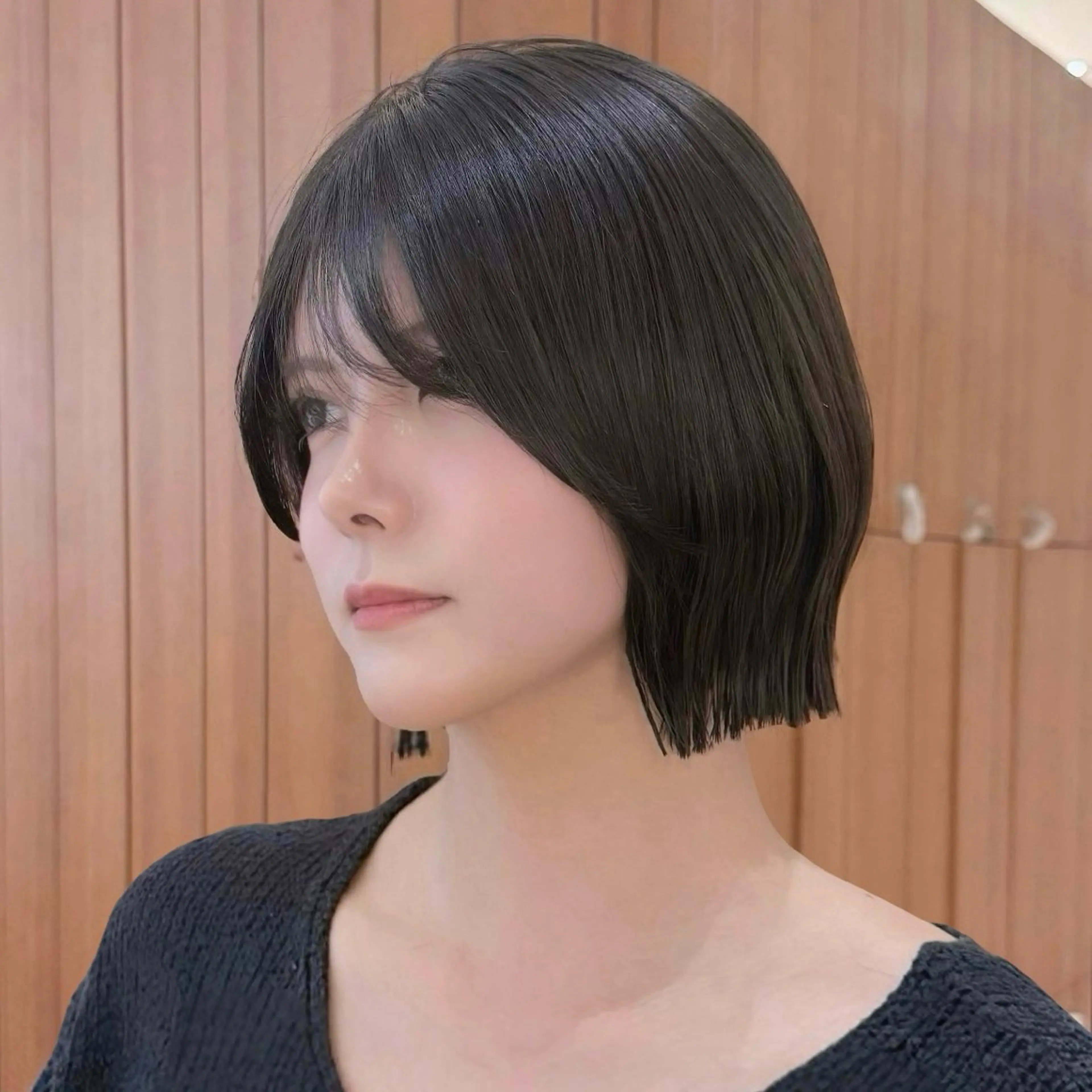 ミディアム カラー 切りっぱなしボブ ショートボブ ボブレイヤー 透明感カラー ボブ カット ヘアカラー トリートメント 田中航平/渋谷ボブ/ レイヤーボブのヘアスタイル