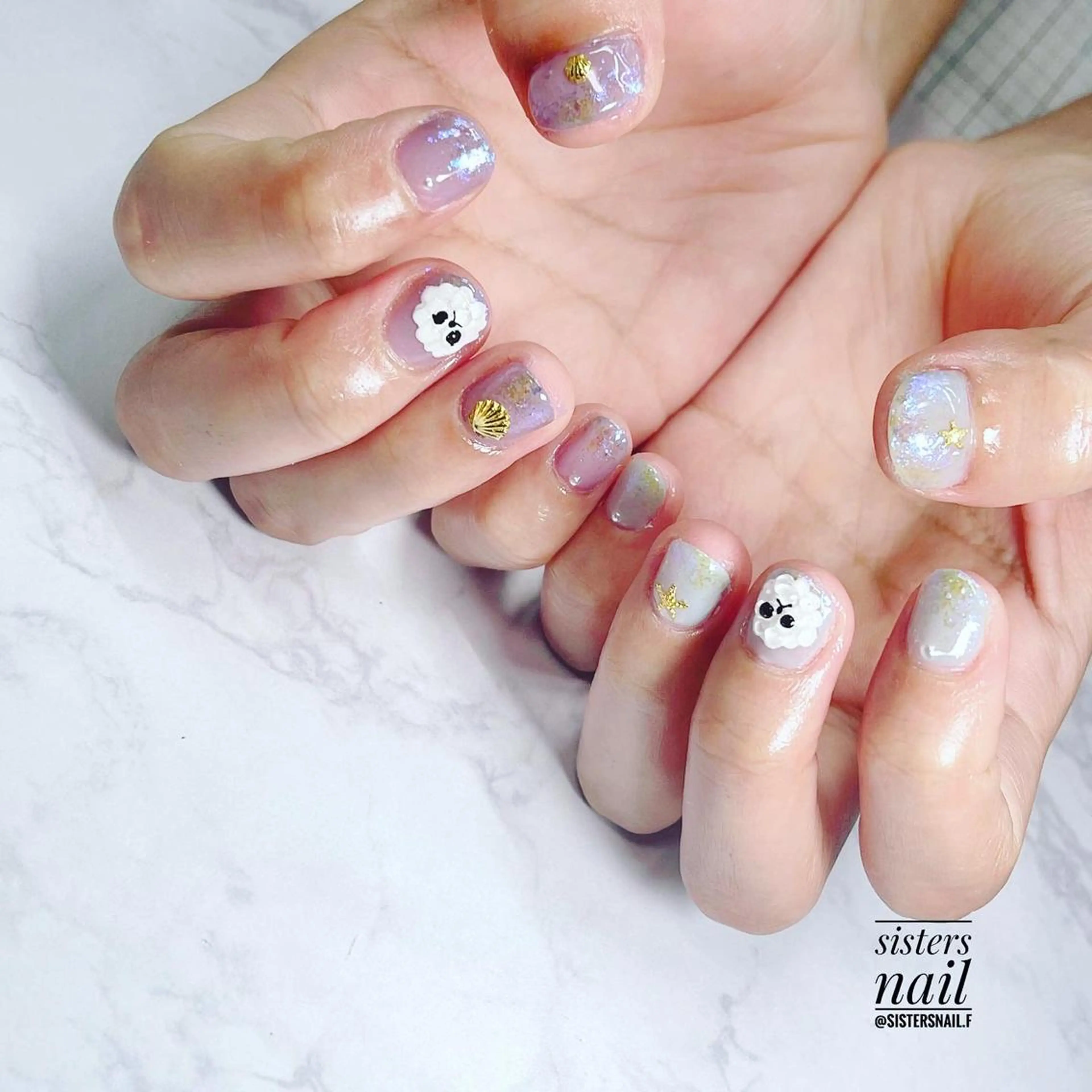 ネイル アートネイル グラデーション キラキラネイル 水色 ぷっくりネイル sisters nail.fのネイルデザイン