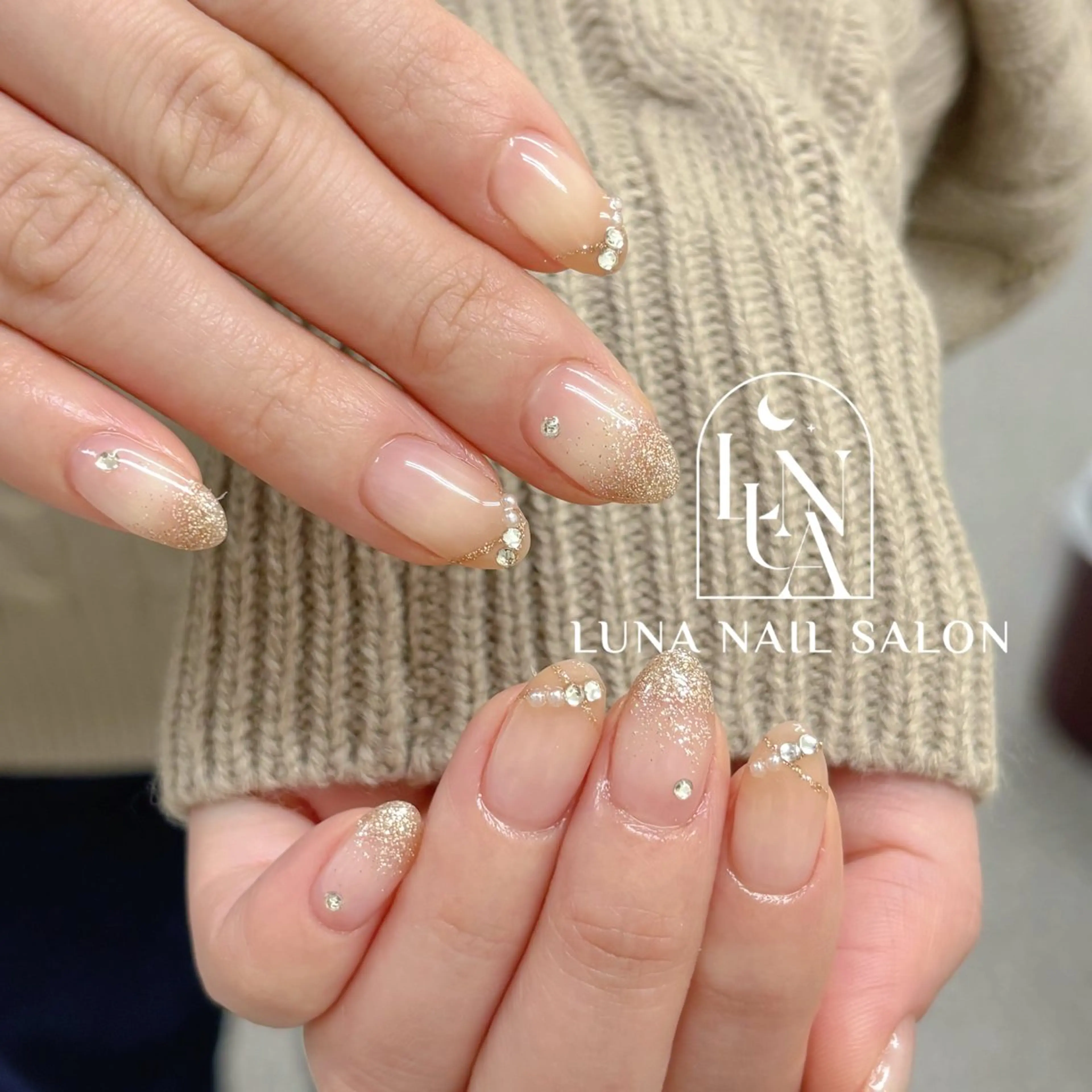 ネイル アートネイル フレンチネイル ジェルネイル ガラスフレンチ 韓国ネイル ハンドネイル ハンドケア LUNA Nail salon💕のネイルデザイン