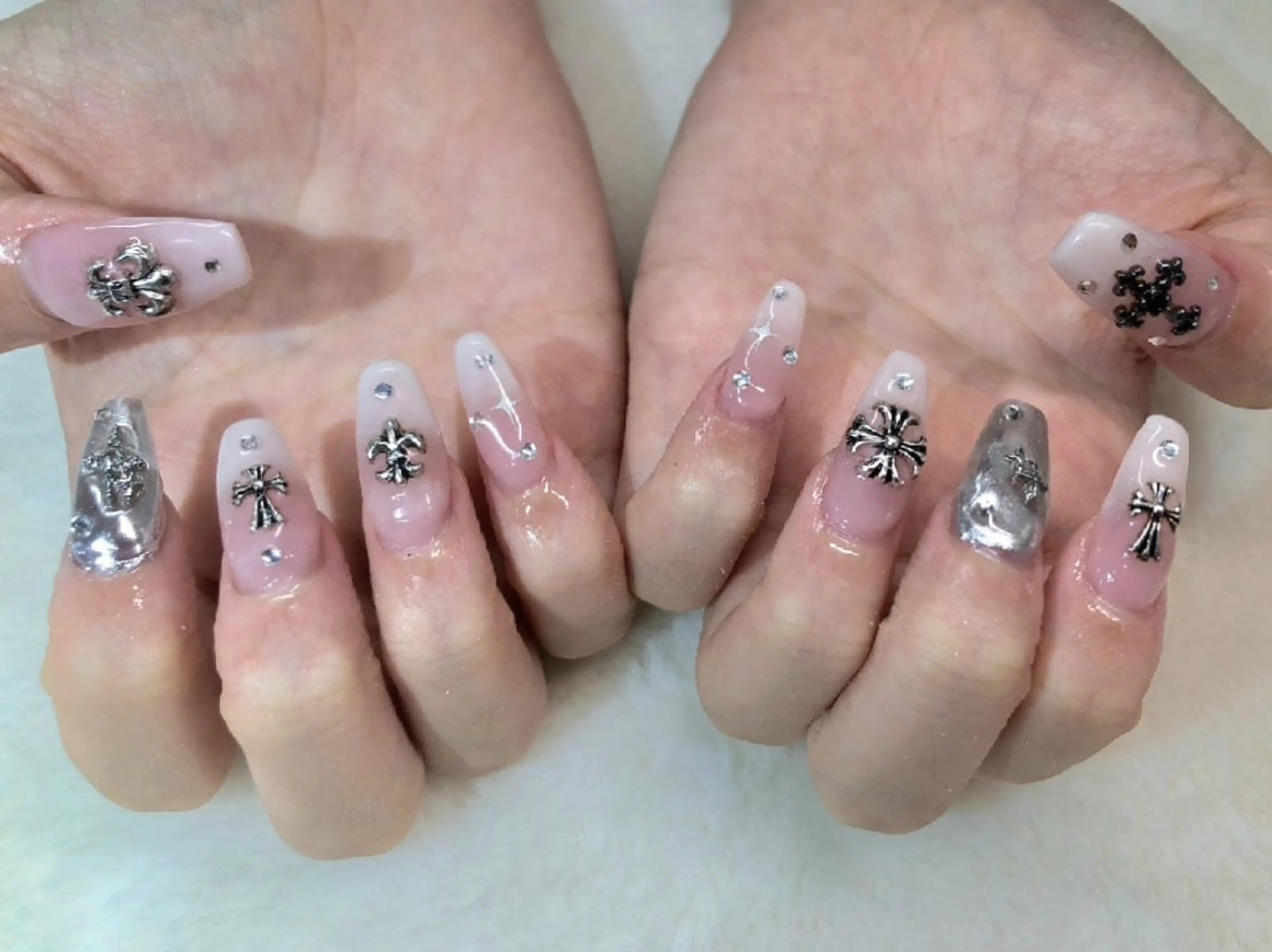 ネイル ワンホンネイル ハンドネイル ハンドケア 心斎橋Salon Epokkuのネイルデザイン