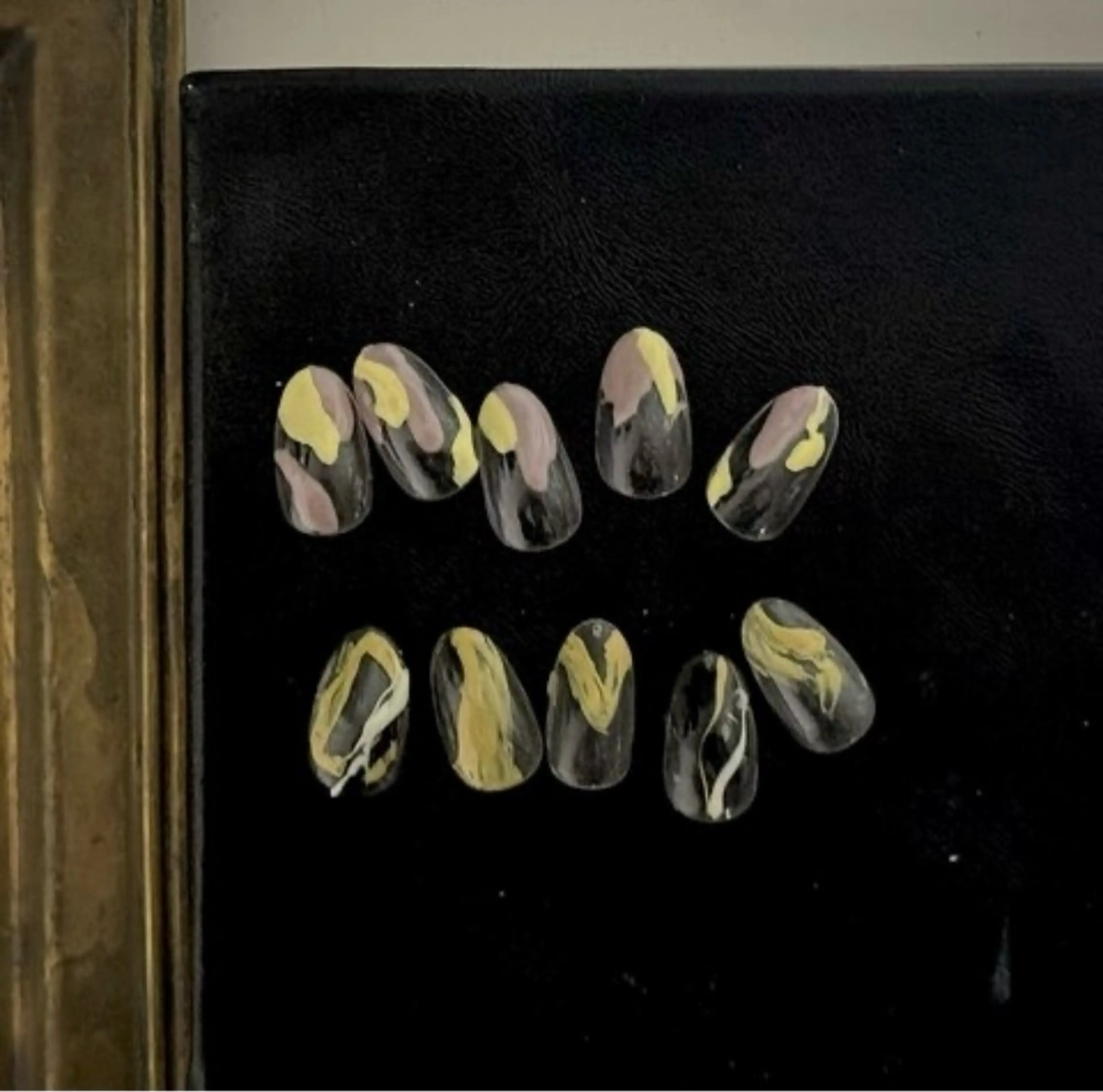 ネイル ハンドネイル nails Mintia ～esaka～所属・松本 麻子のネイルデザイン