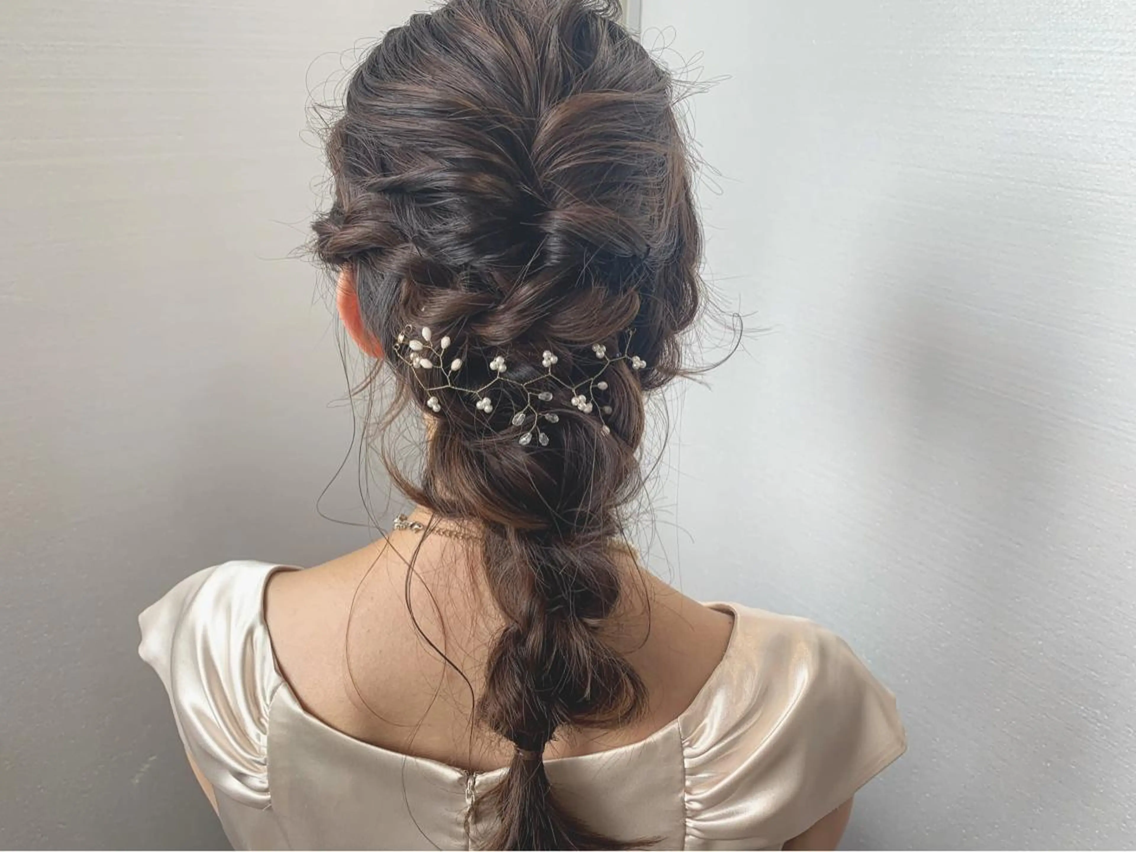 セミロング カラー 【Uneユヌ】菊地 春那のヘアスタイル